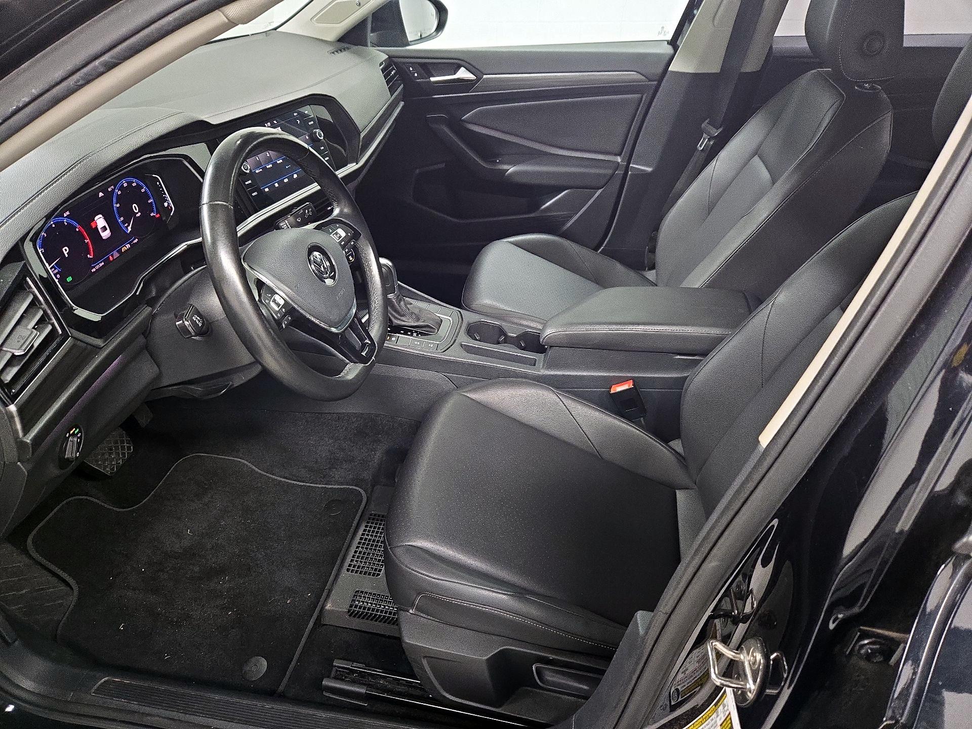 Thumbnail: 2019 Volkswagen Jetta - 11