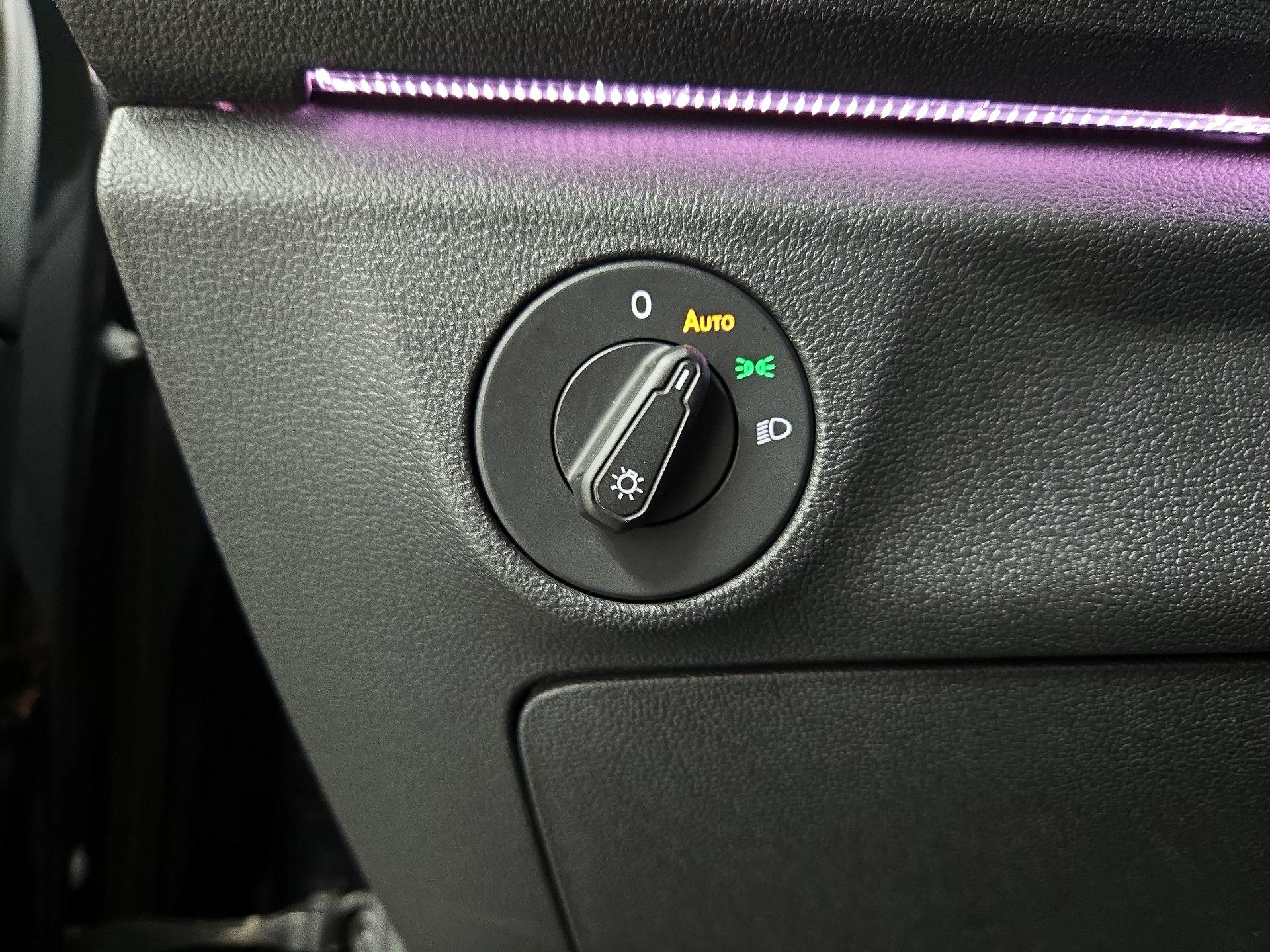 Thumbnail: 2019 Volkswagen Jetta - 13