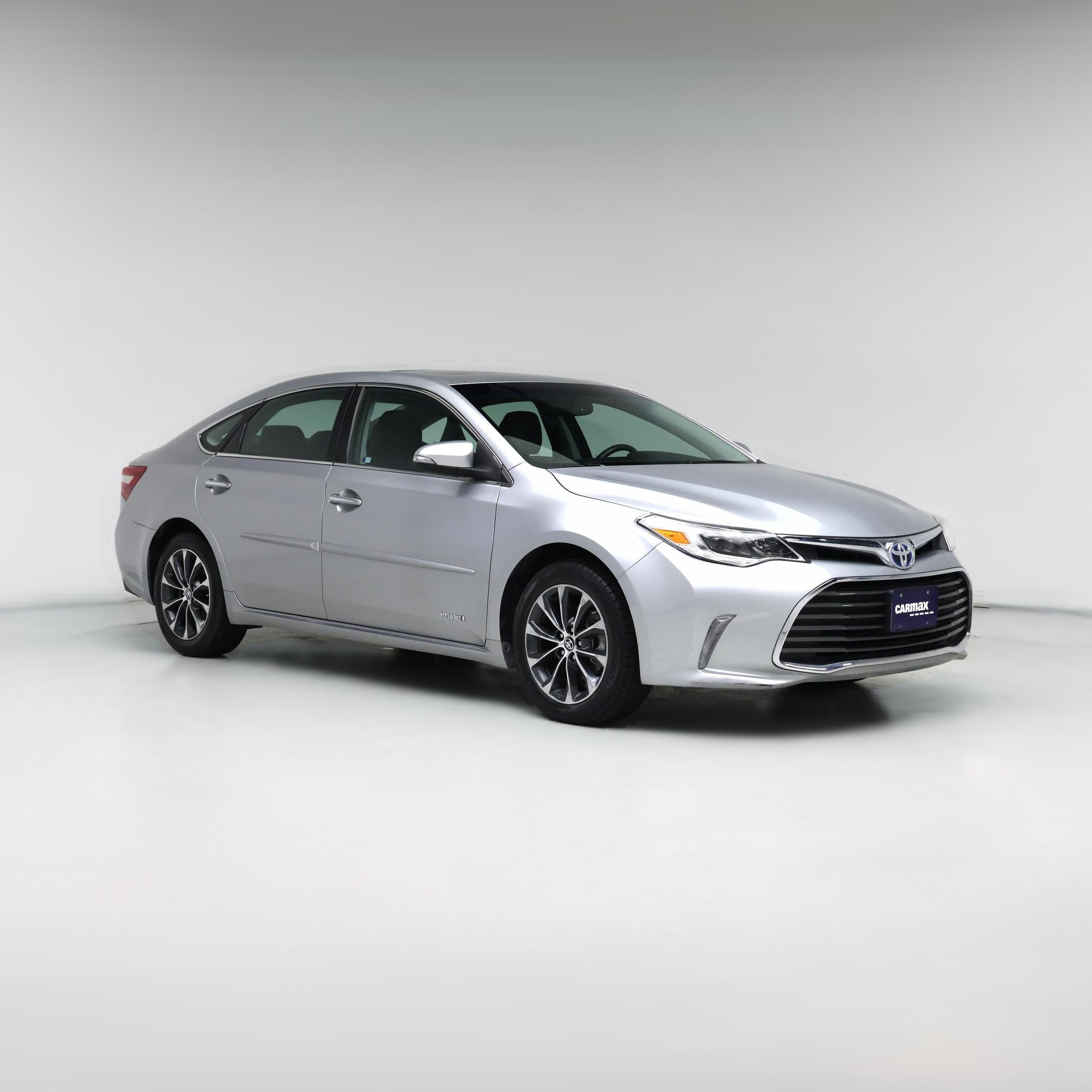 Thumbnail: 2016 Toyota Avalon - 1