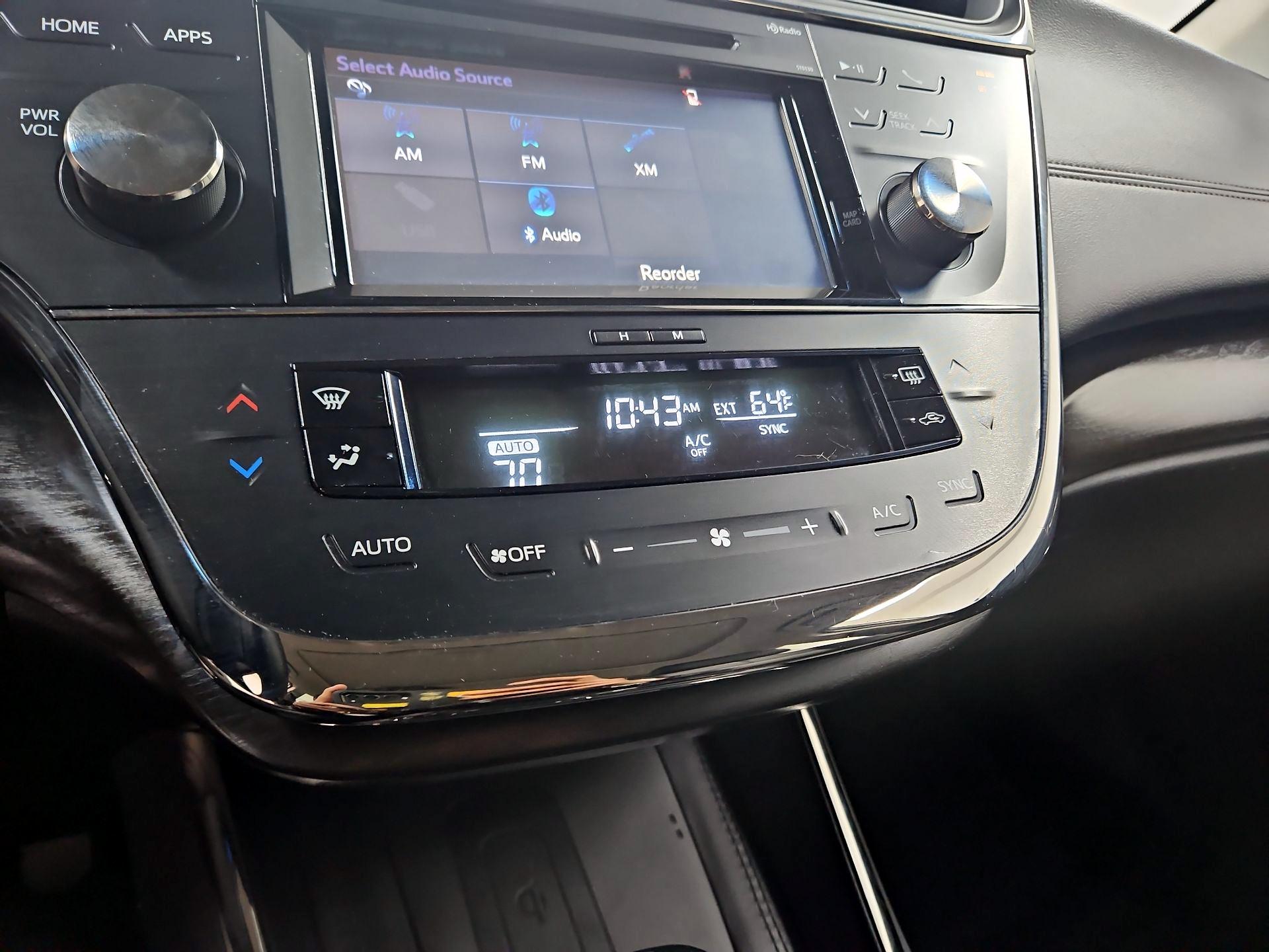 Thumbnail: 2016 Toyota Avalon - 17