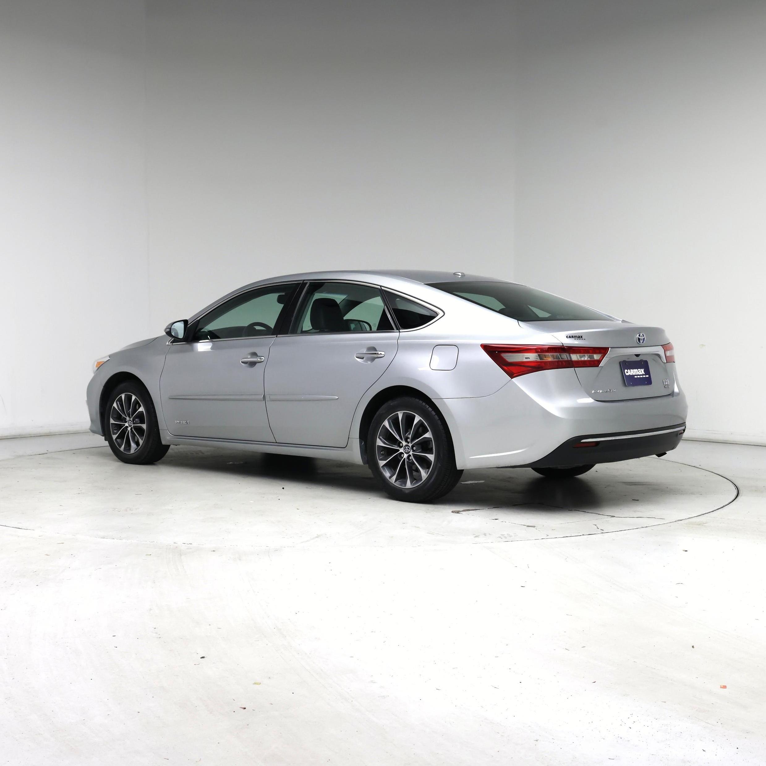 Thumbnail: 2016 Toyota Avalon - 2