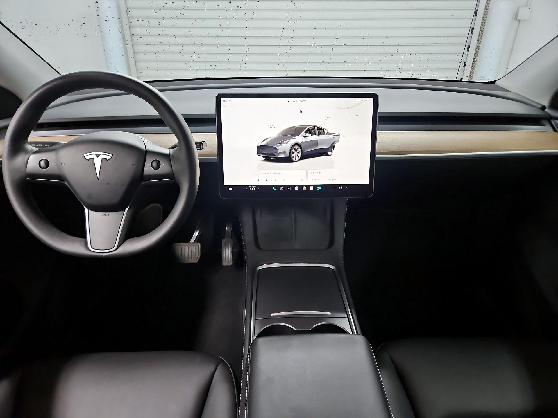 Thumbnail: 2023 Tesla Model Y - 9