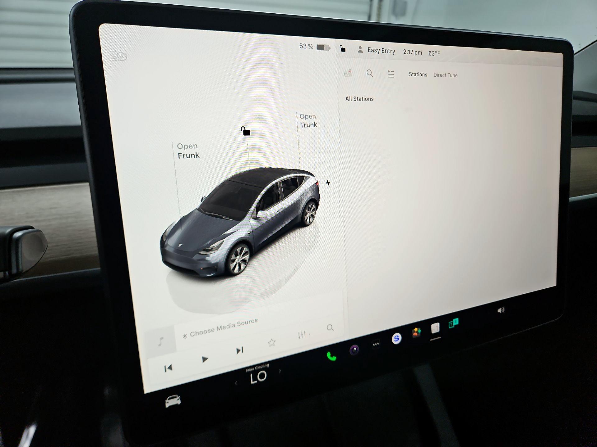 Thumbnail: 2023 Tesla Model Y - 16