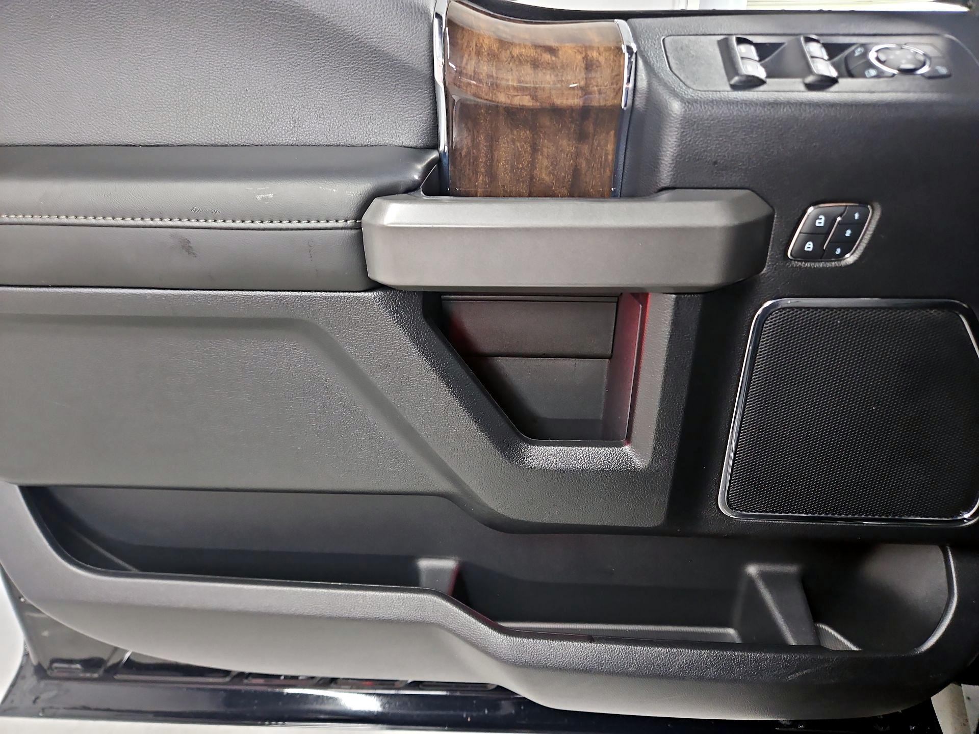 Thumbnail: 2017 Ford F-150 - 12