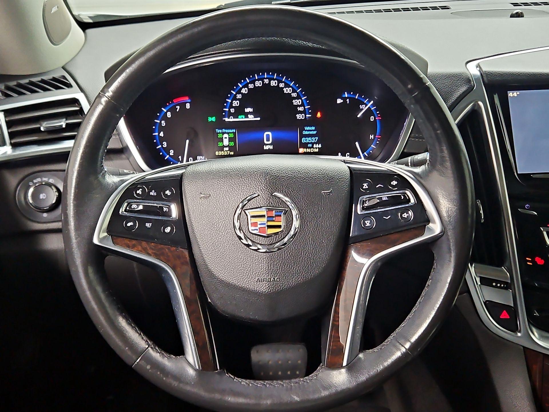 Thumbnail: 2016 Cadillac SRX - 10