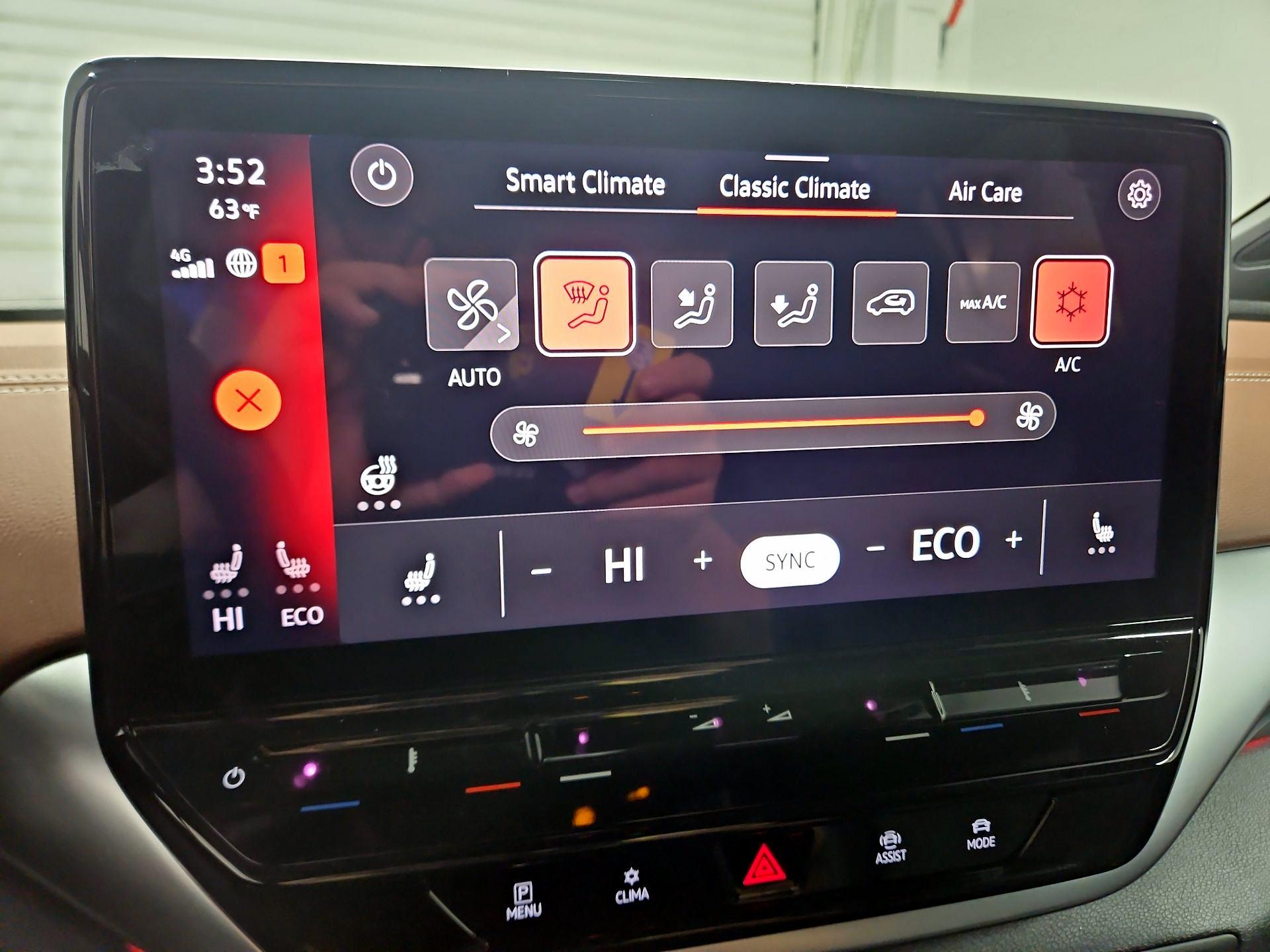 Thumbnail: 2021 Volkswagen ID.4 - 17