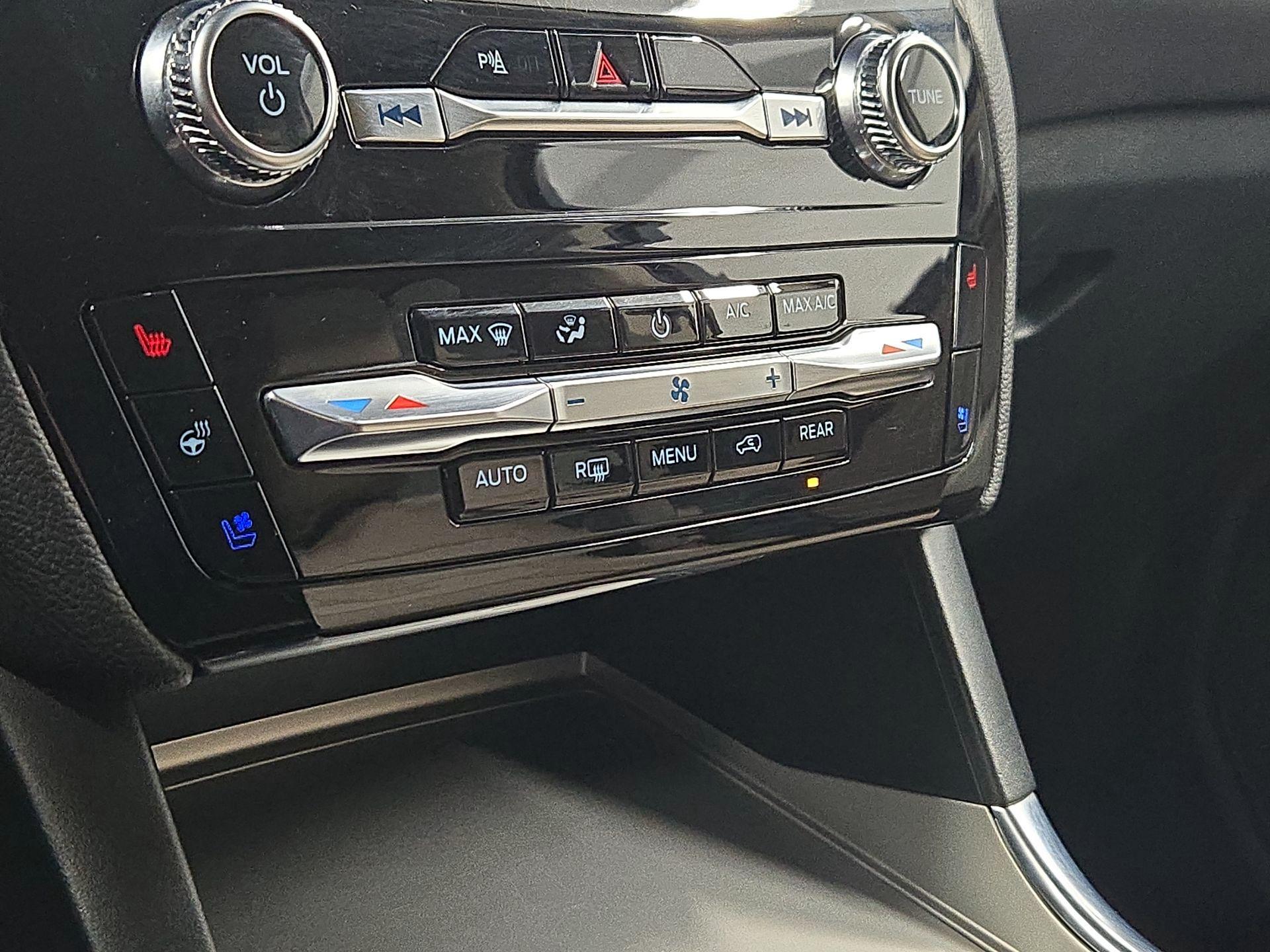 Thumbnail: 2023 Ford Explorer - 17