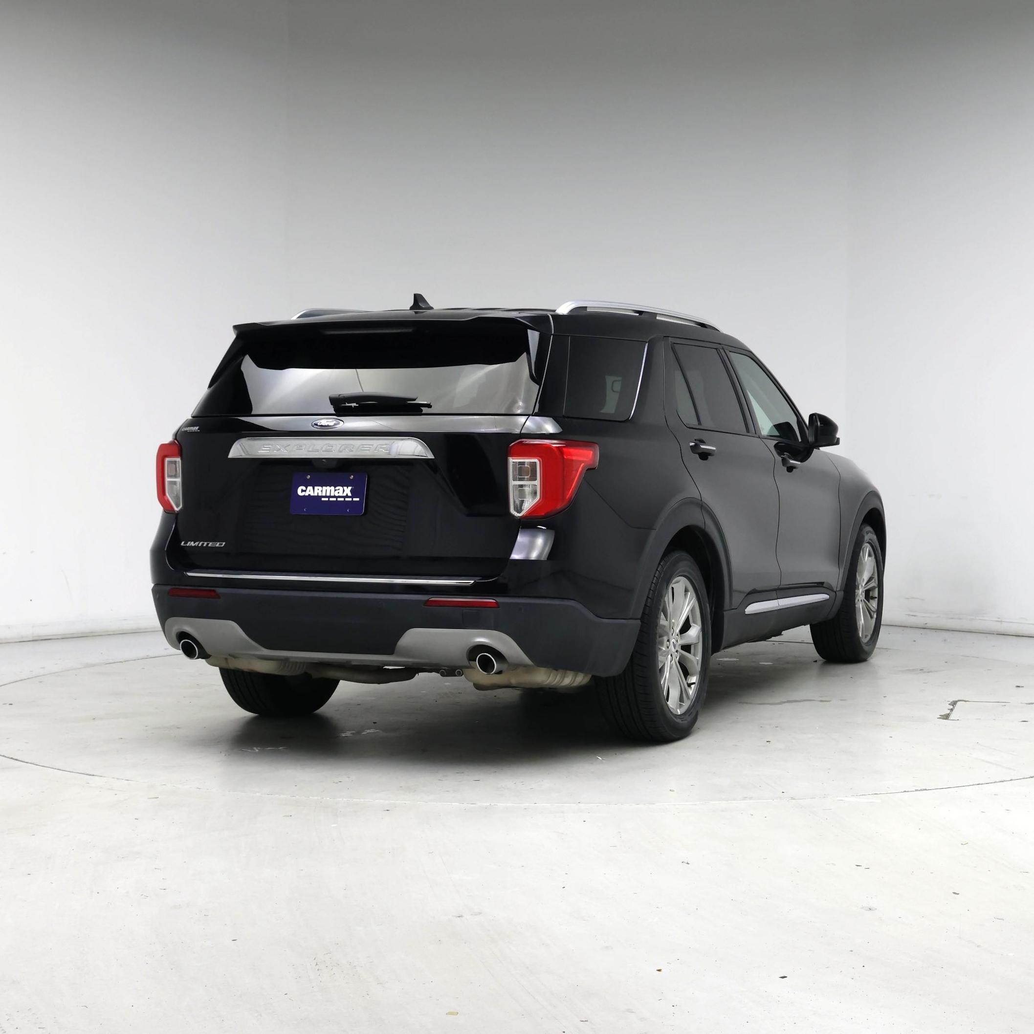 Thumbnail: 2023 Ford Explorer - 8