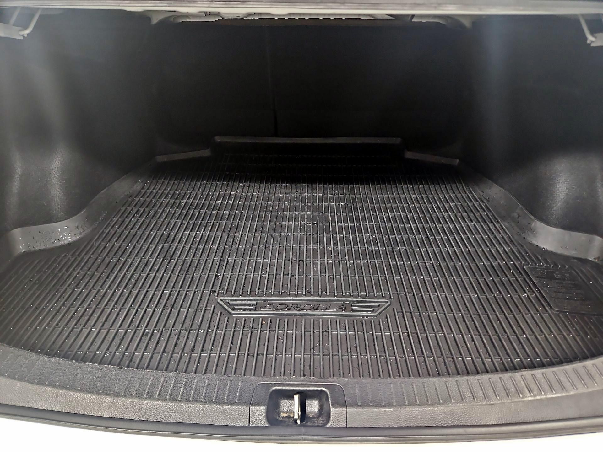 Thumbnail: 2022 Toyota Corolla - 20