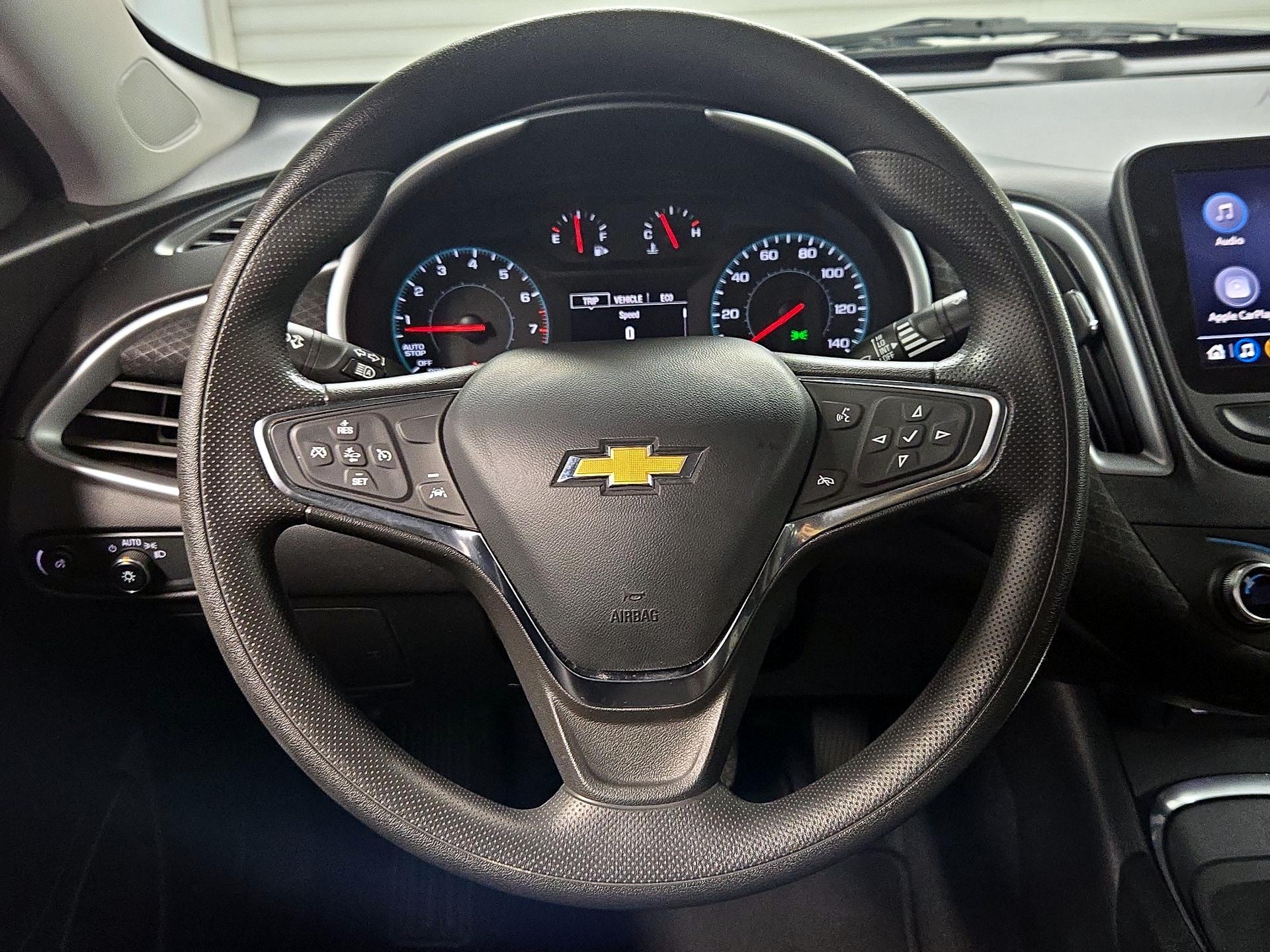 Thumbnail: 2023 Chevrolet Malibu - 10