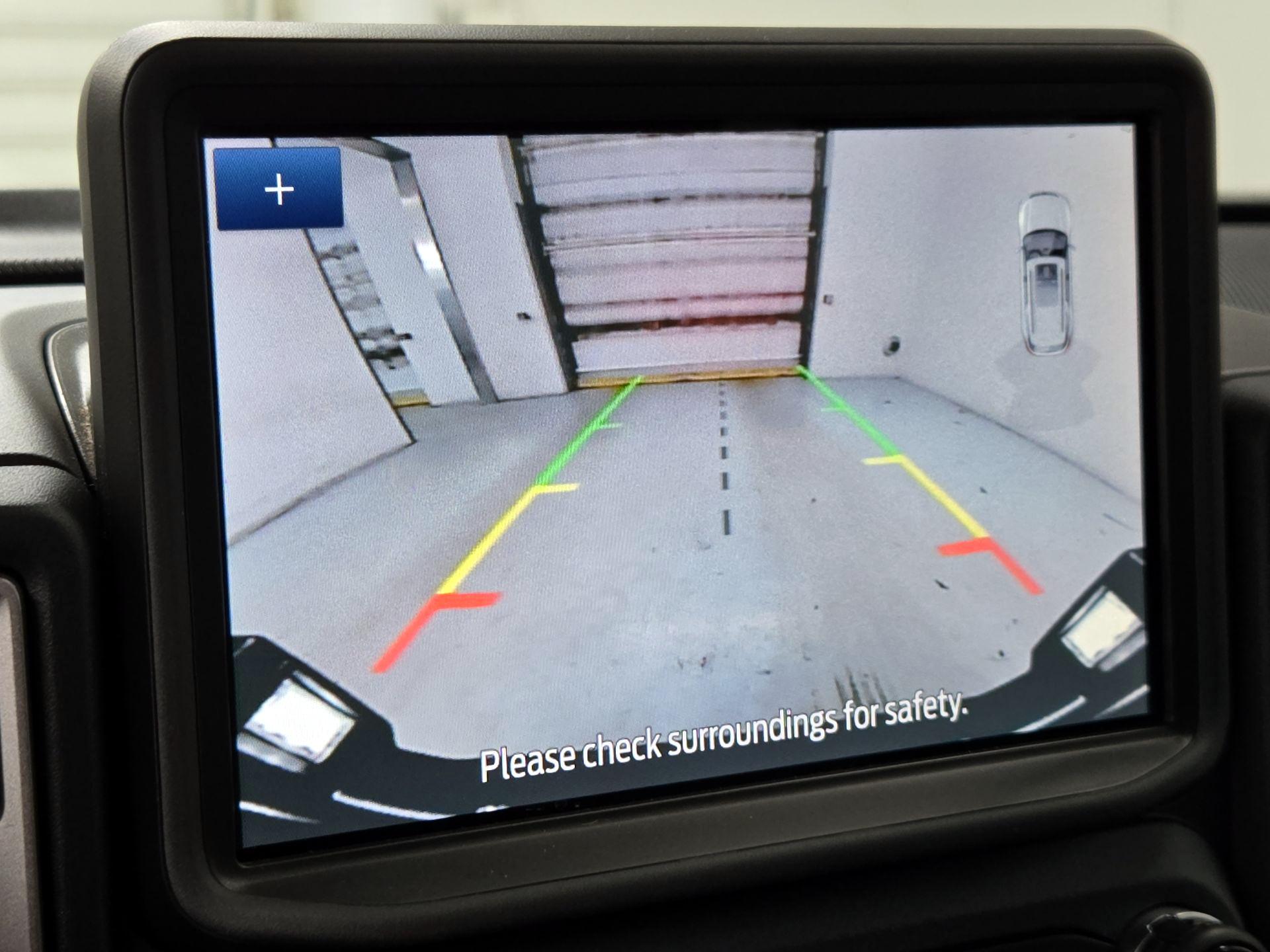 Thumbnail: 2023 Ford Bronco Sport - 15