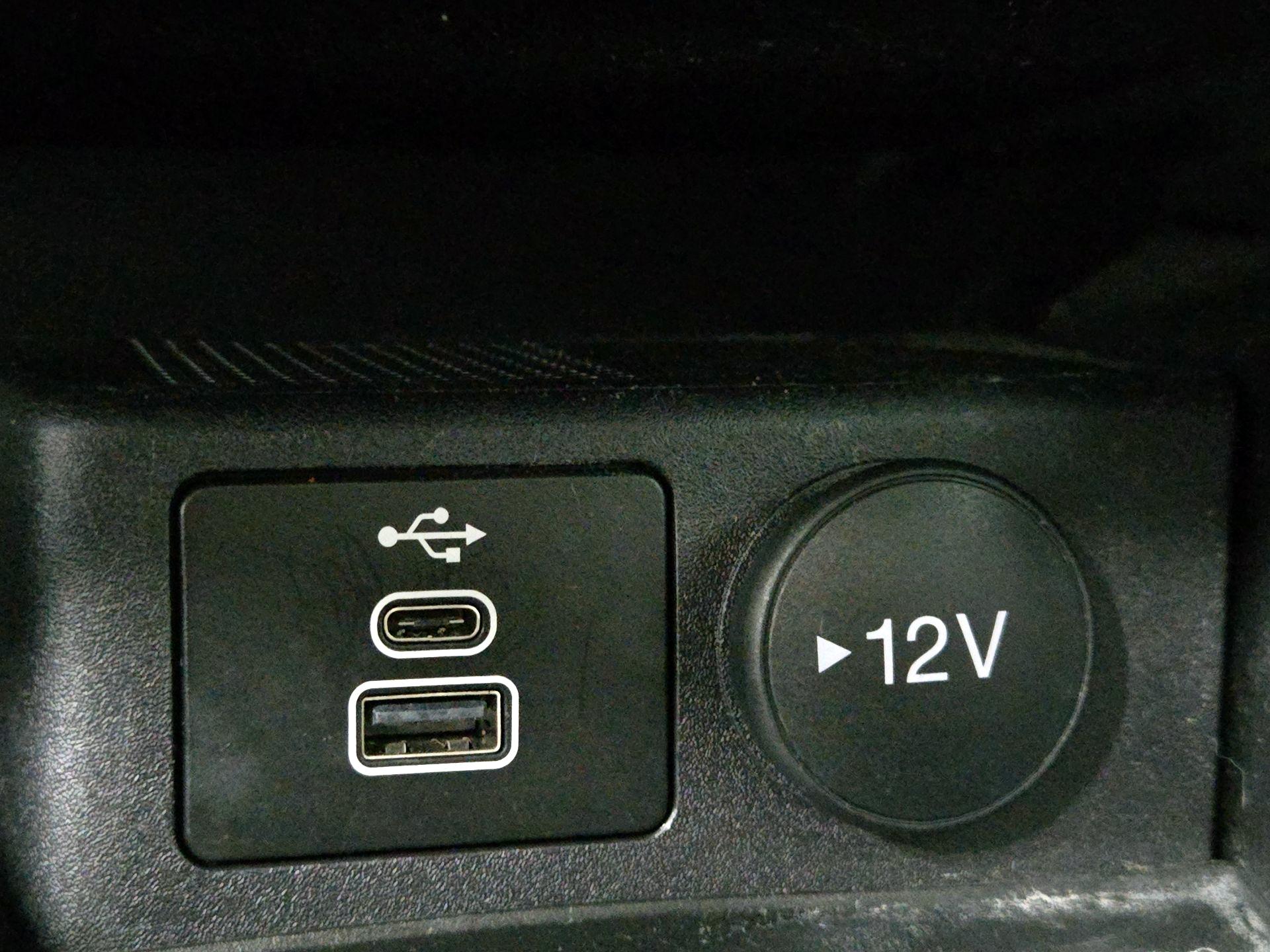 Thumbnail: 2023 Ford Bronco Sport - 19