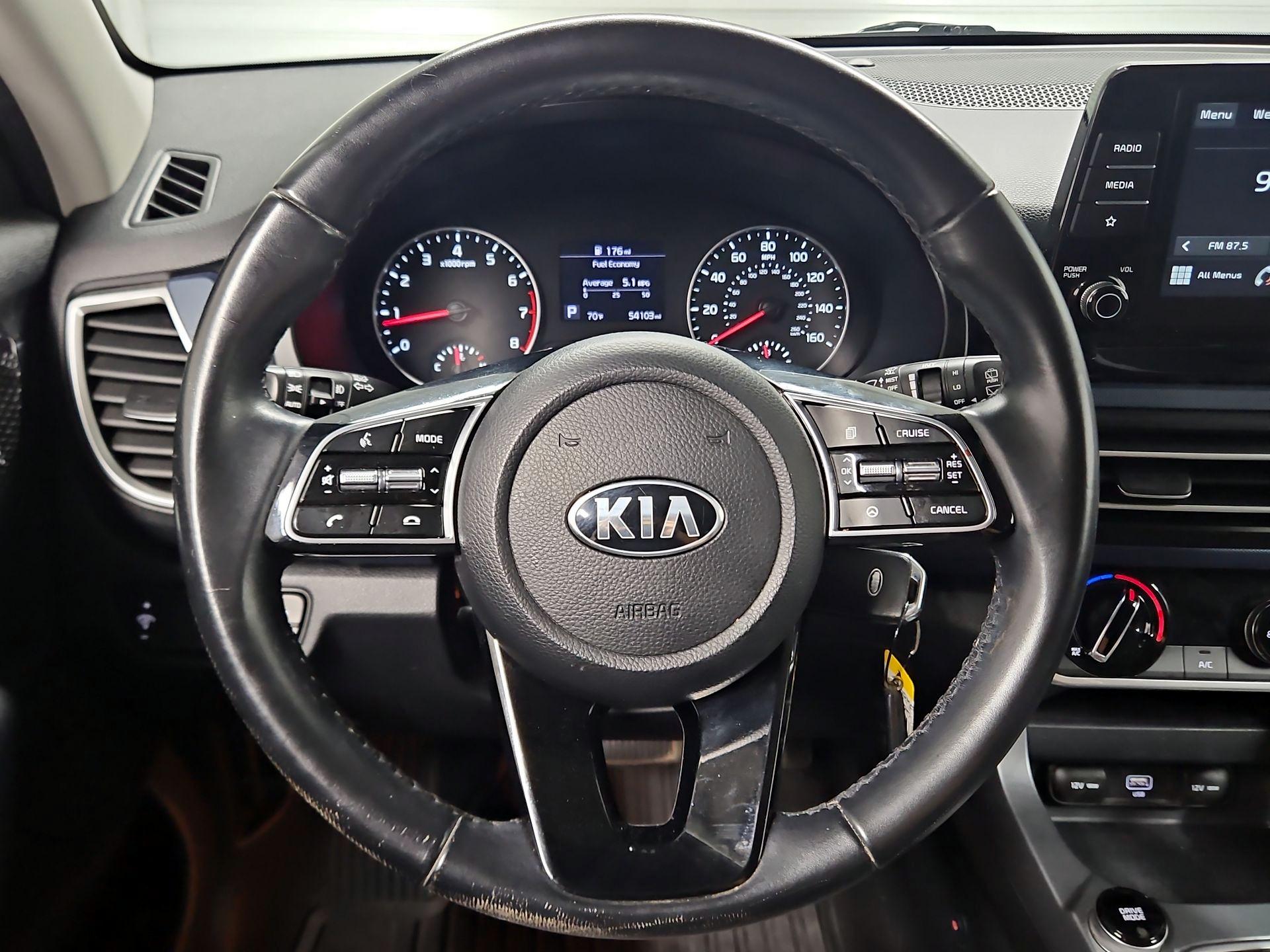 Thumbnail: 2021 Kia Seltos - 10