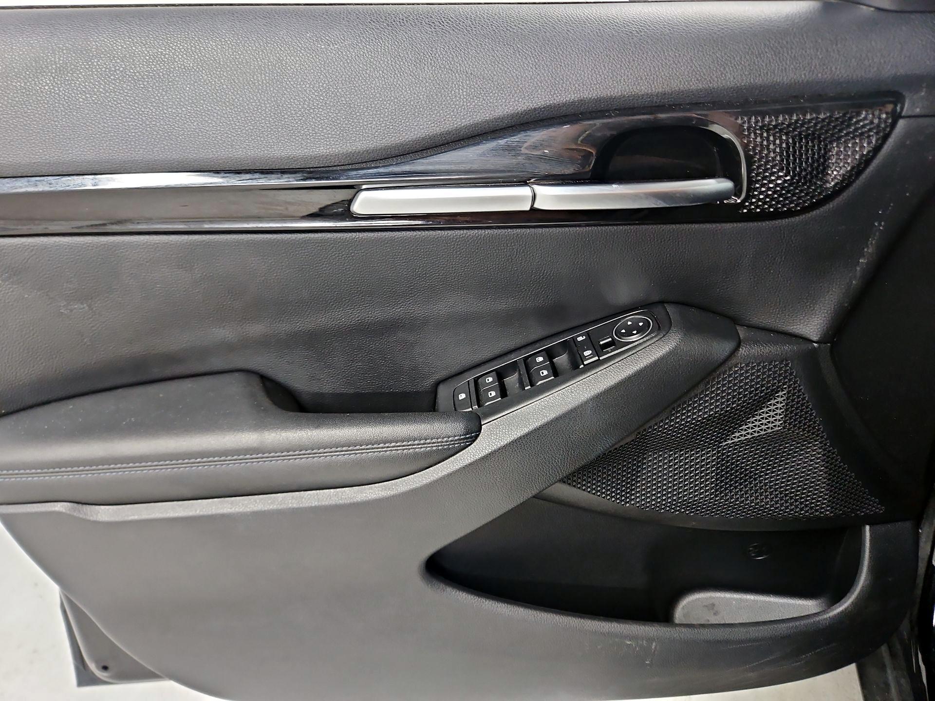 Thumbnail: 2021 Kia Seltos - 12