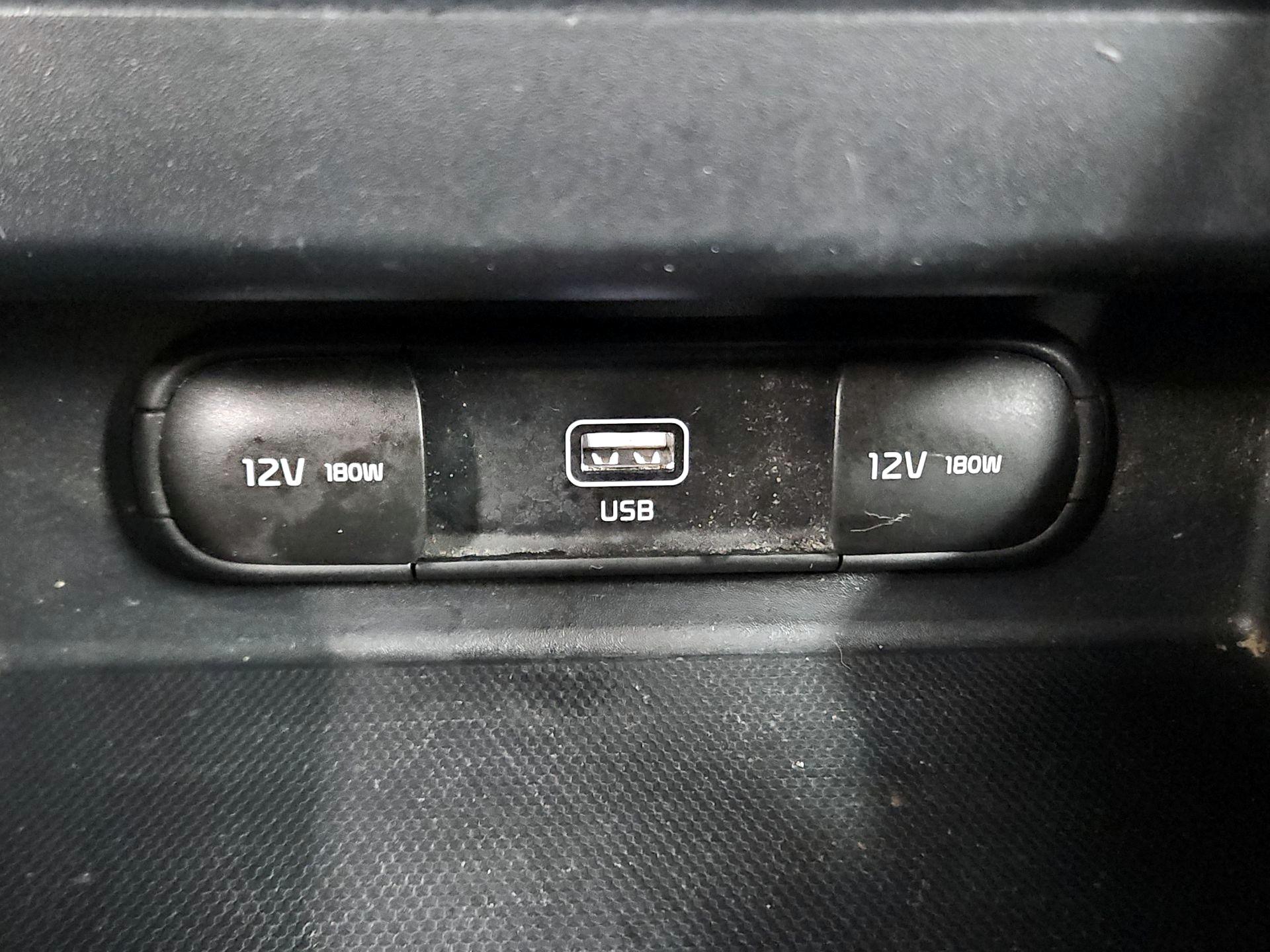 Thumbnail: 2021 Kia Seltos - 18