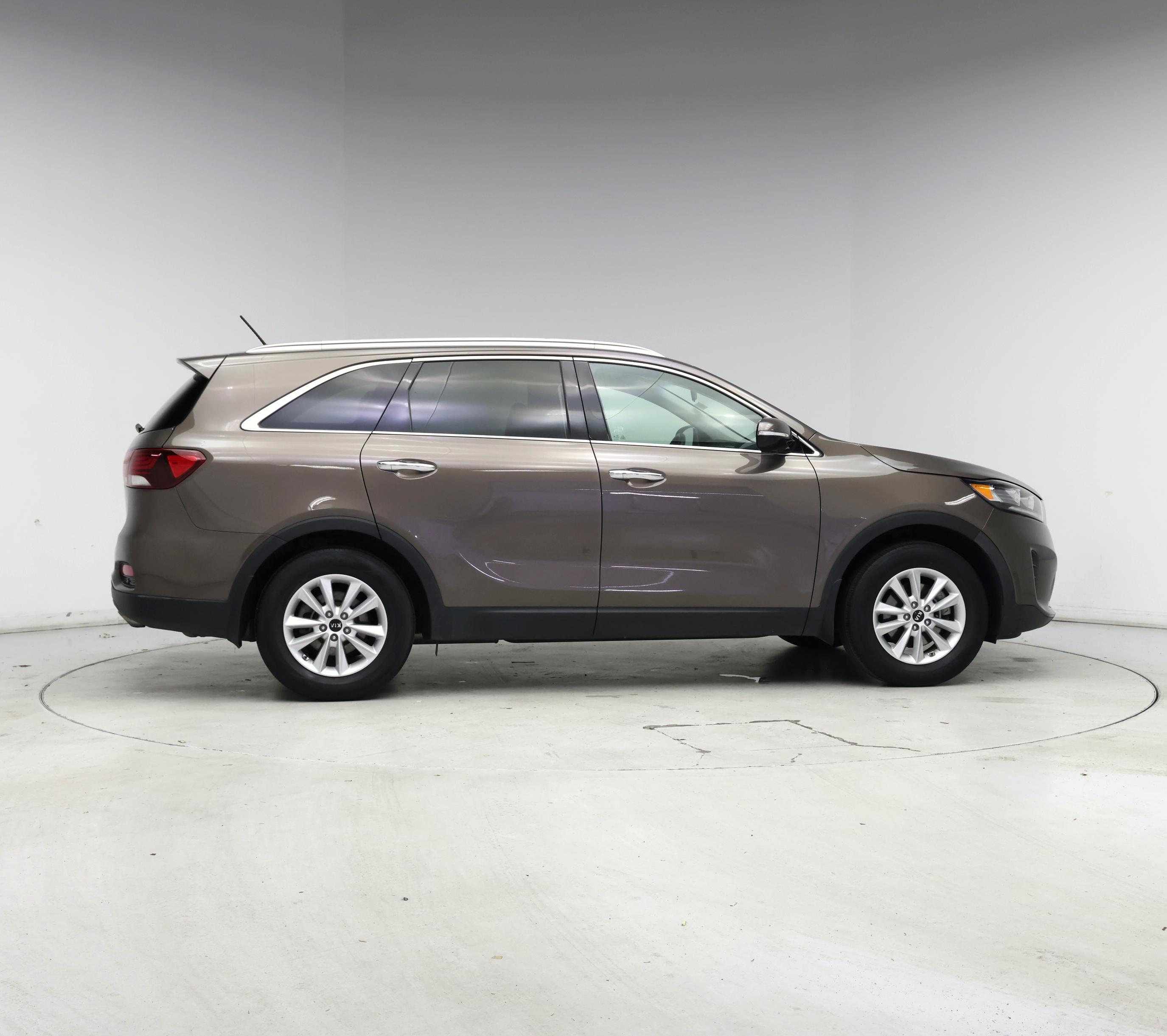 Thumbnail: 2020 Kia Sorento - 7