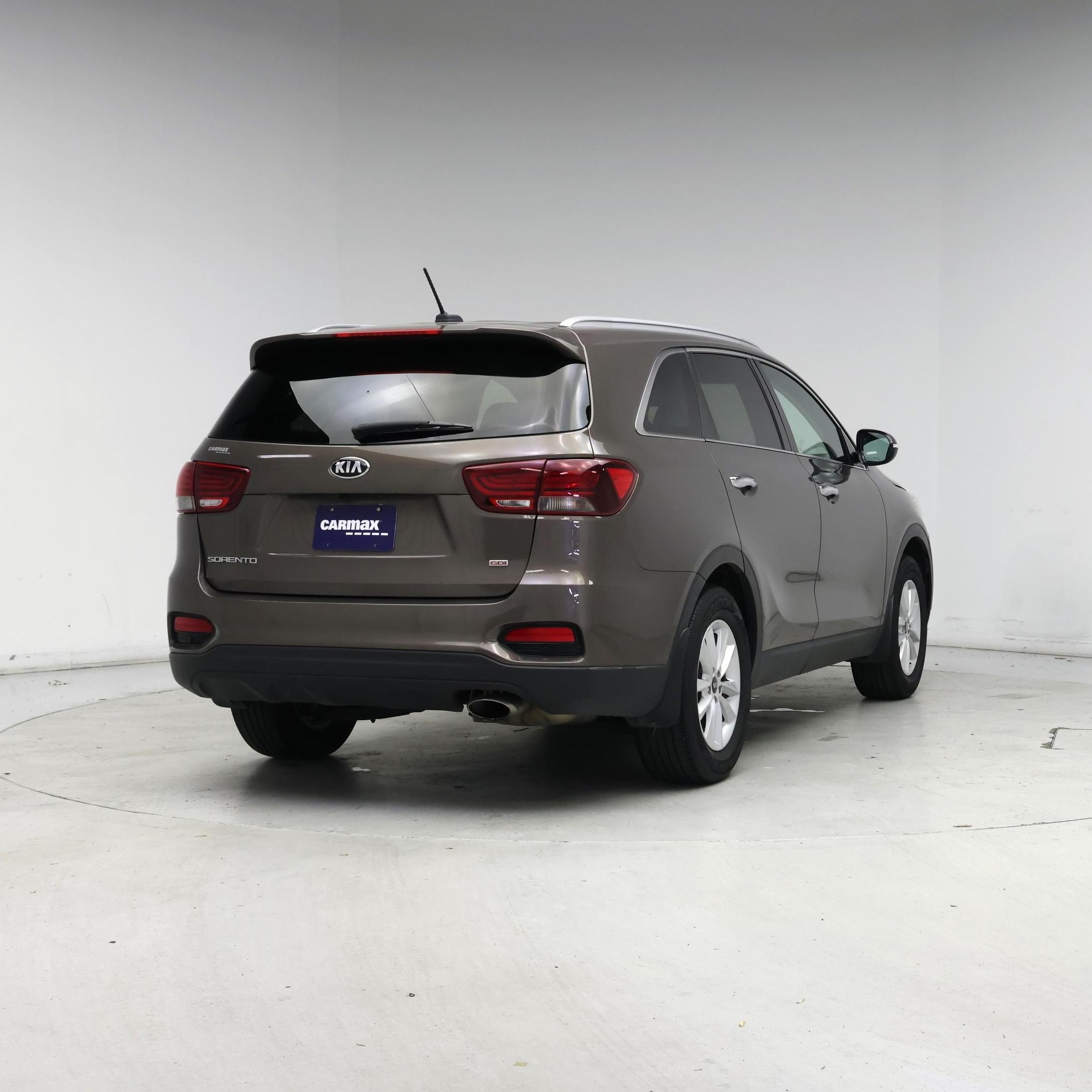 Thumbnail: 2020 Kia Sorento - 8