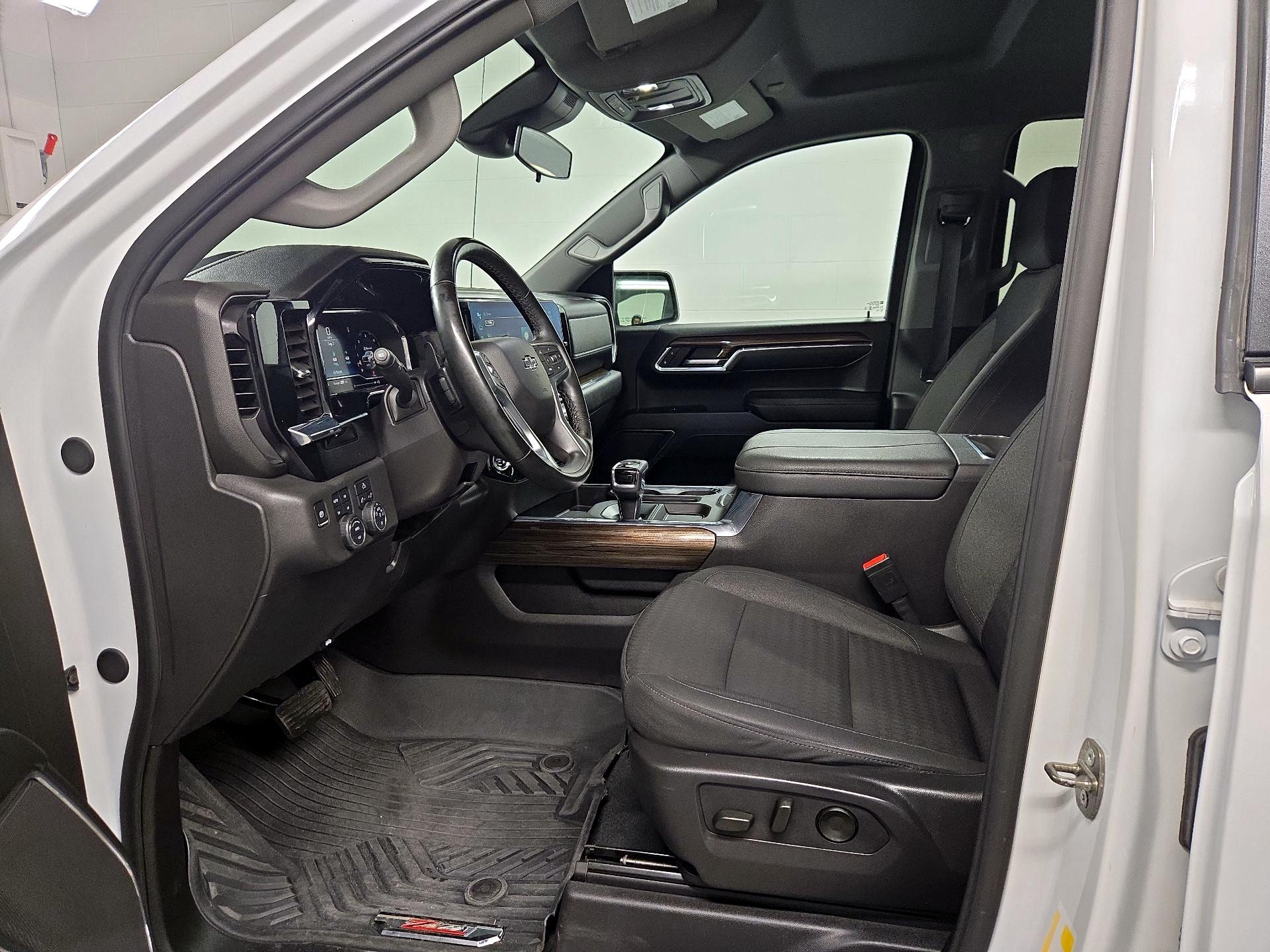 Thumbnail: 2024 Chevrolet Silverado 1500 - 11