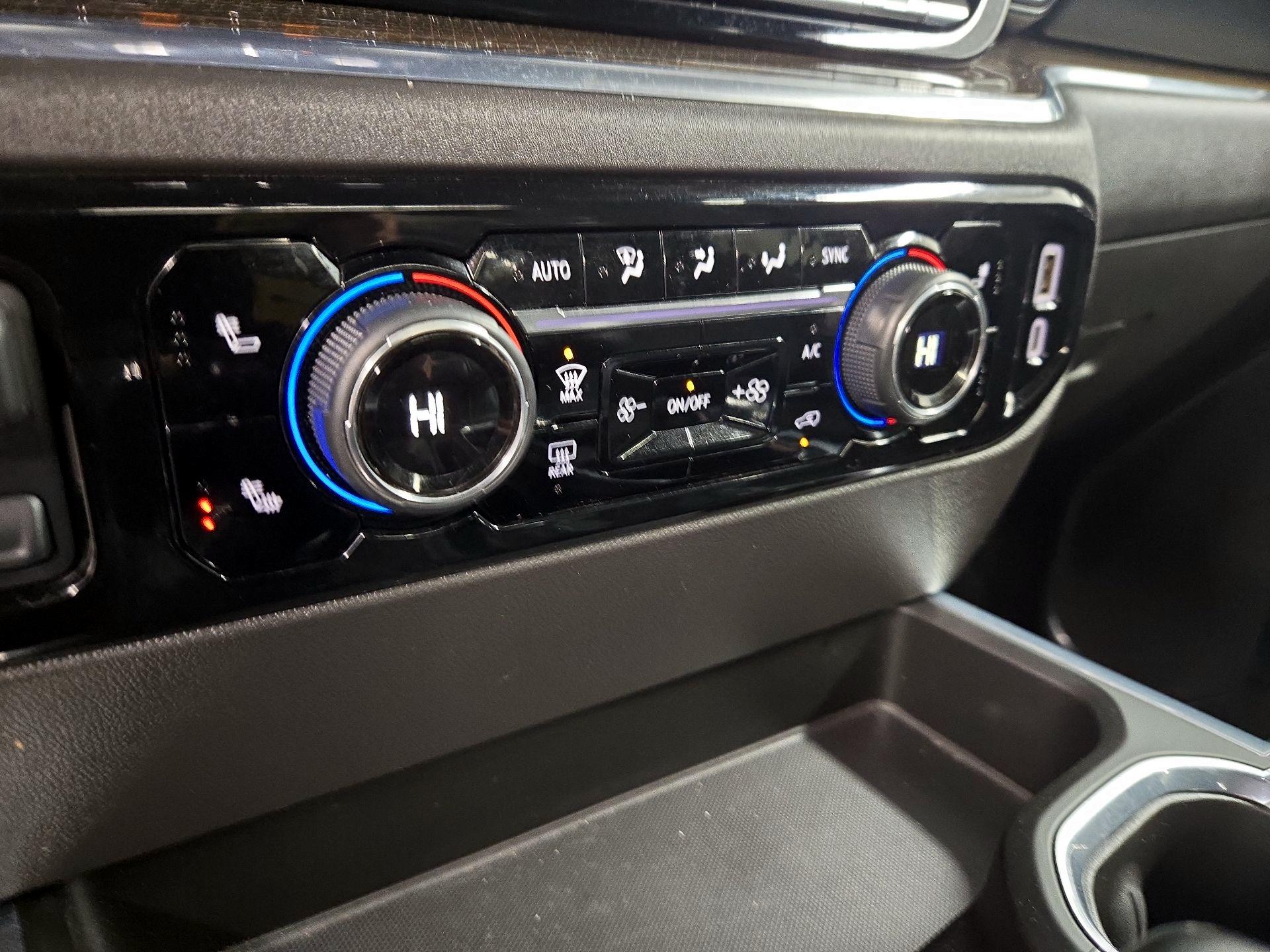 Thumbnail: 2024 Chevrolet Silverado 1500 - 16