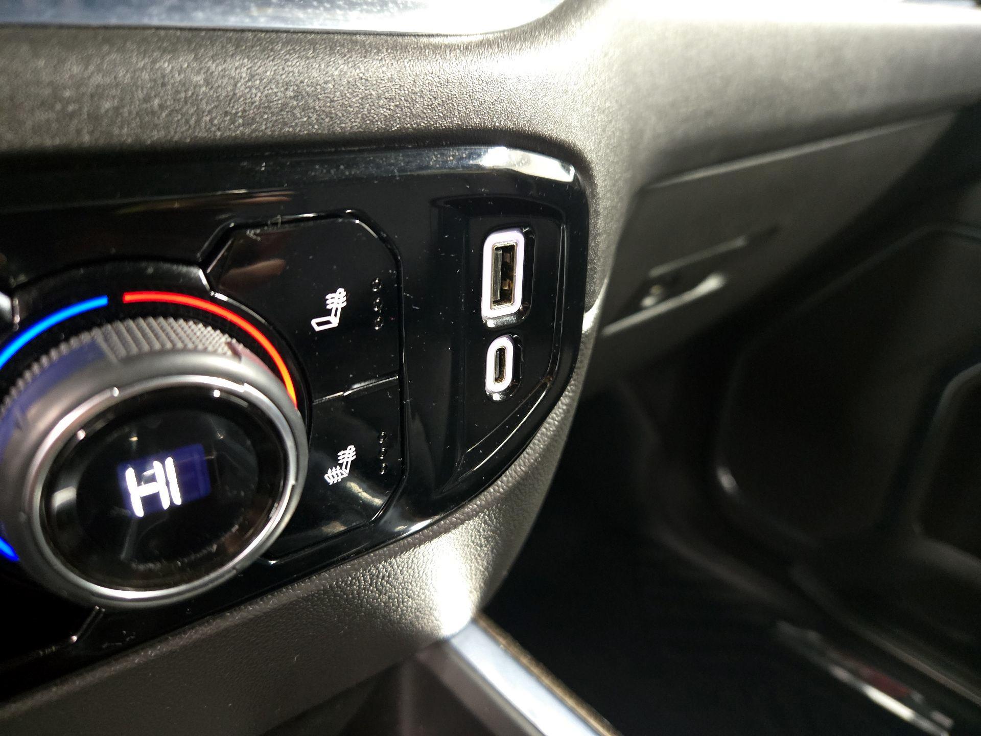 Thumbnail: 2024 Chevrolet Silverado 1500 - 18