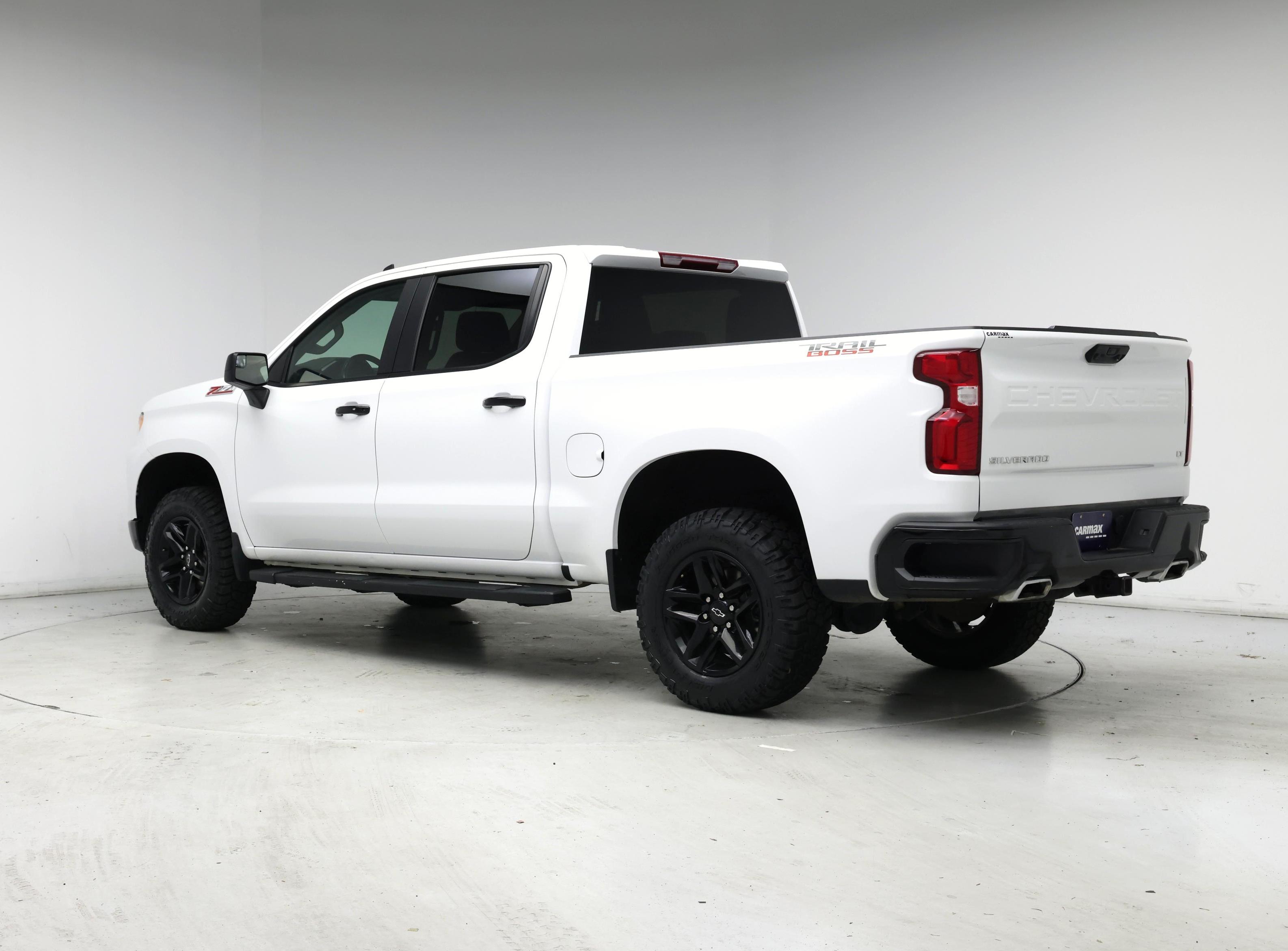 Thumbnail: 2024 Chevrolet Silverado 1500 - 2