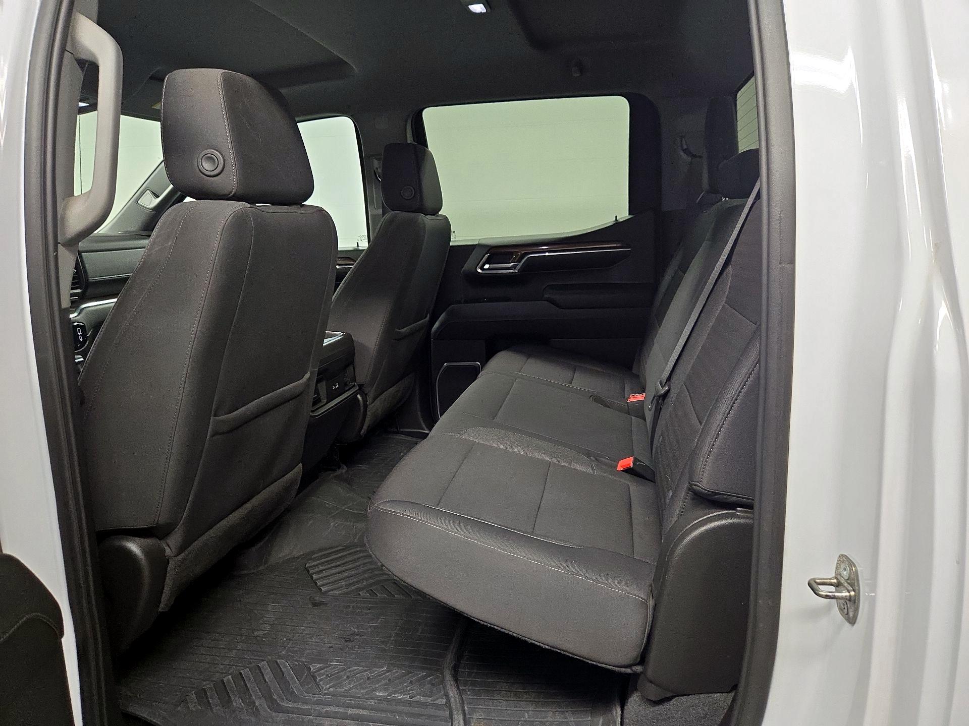 Thumbnail: 2024 Chevrolet Silverado 1500 - 19