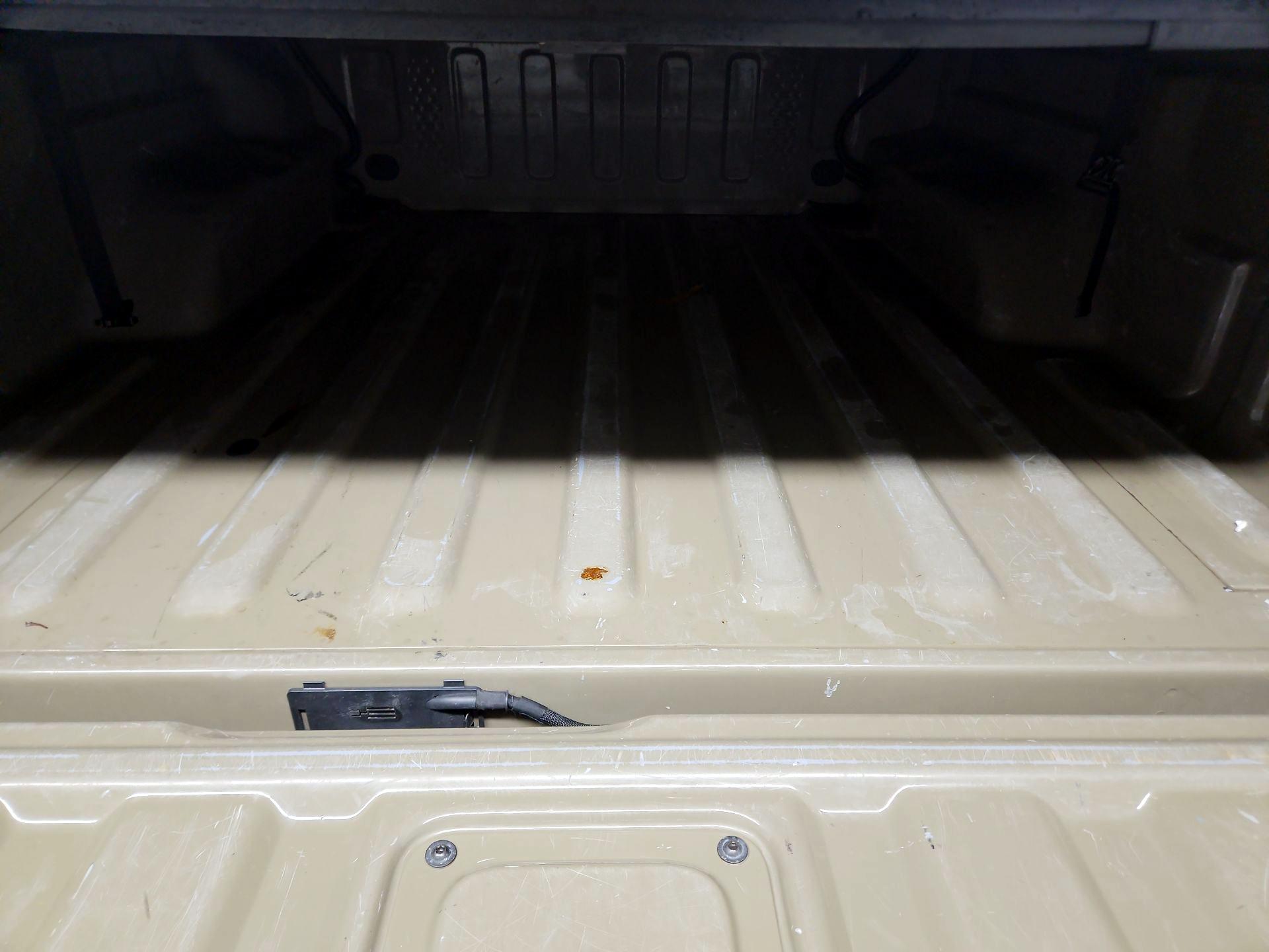 Thumbnail: 2020 Jeep Gladiator - 20