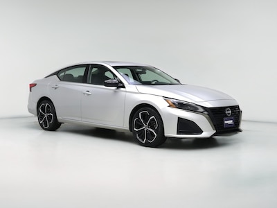 2023 Nissan Altima SR