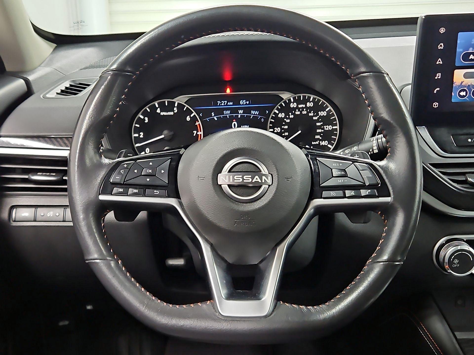 Thumbnail: 2023 Nissan Altima - 10