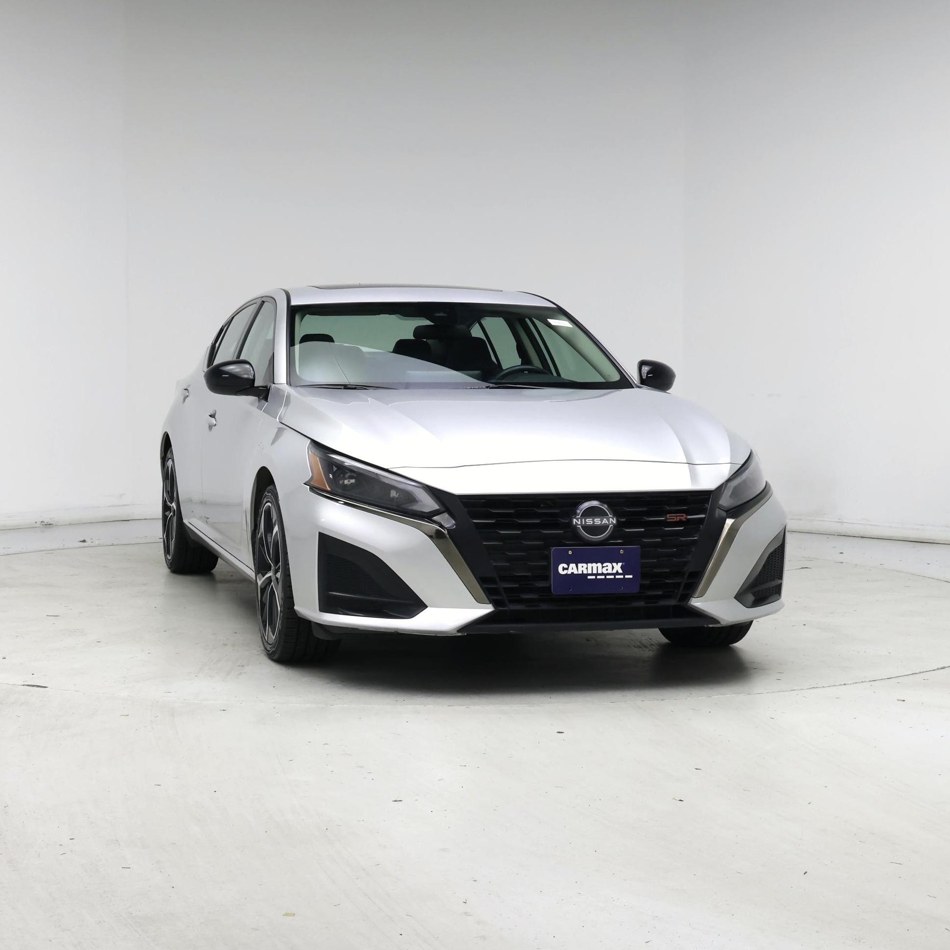 Thumbnail: 2023 Nissan Altima - 5