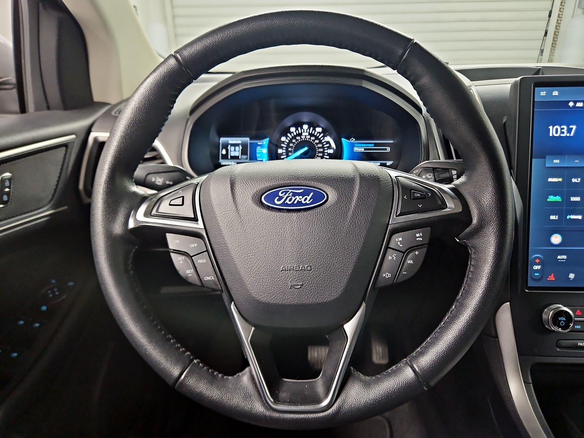 Thumbnail: 2024 Ford Edge - 10