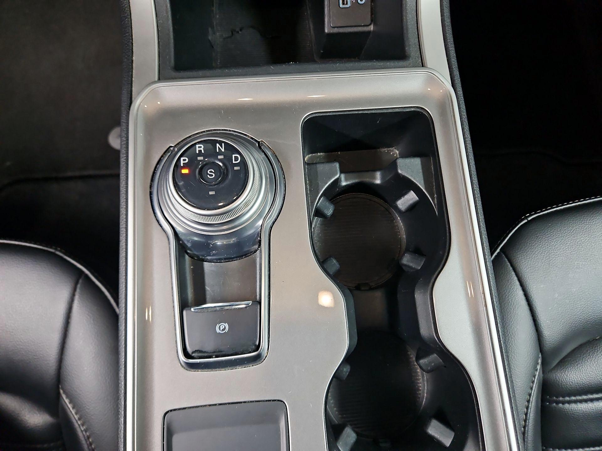 Thumbnail: 2024 Ford Edge - 17