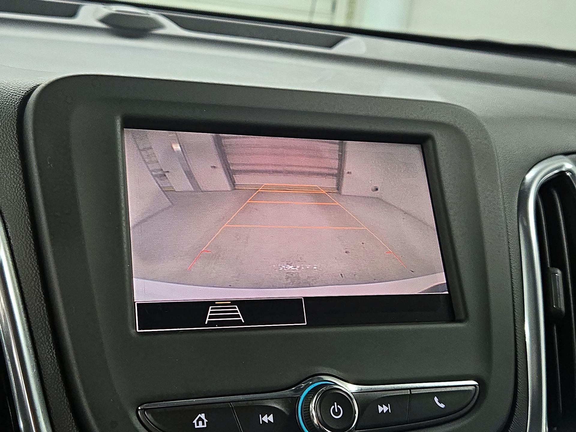 Thumbnail: 2022 Chevrolet Equinox - 14