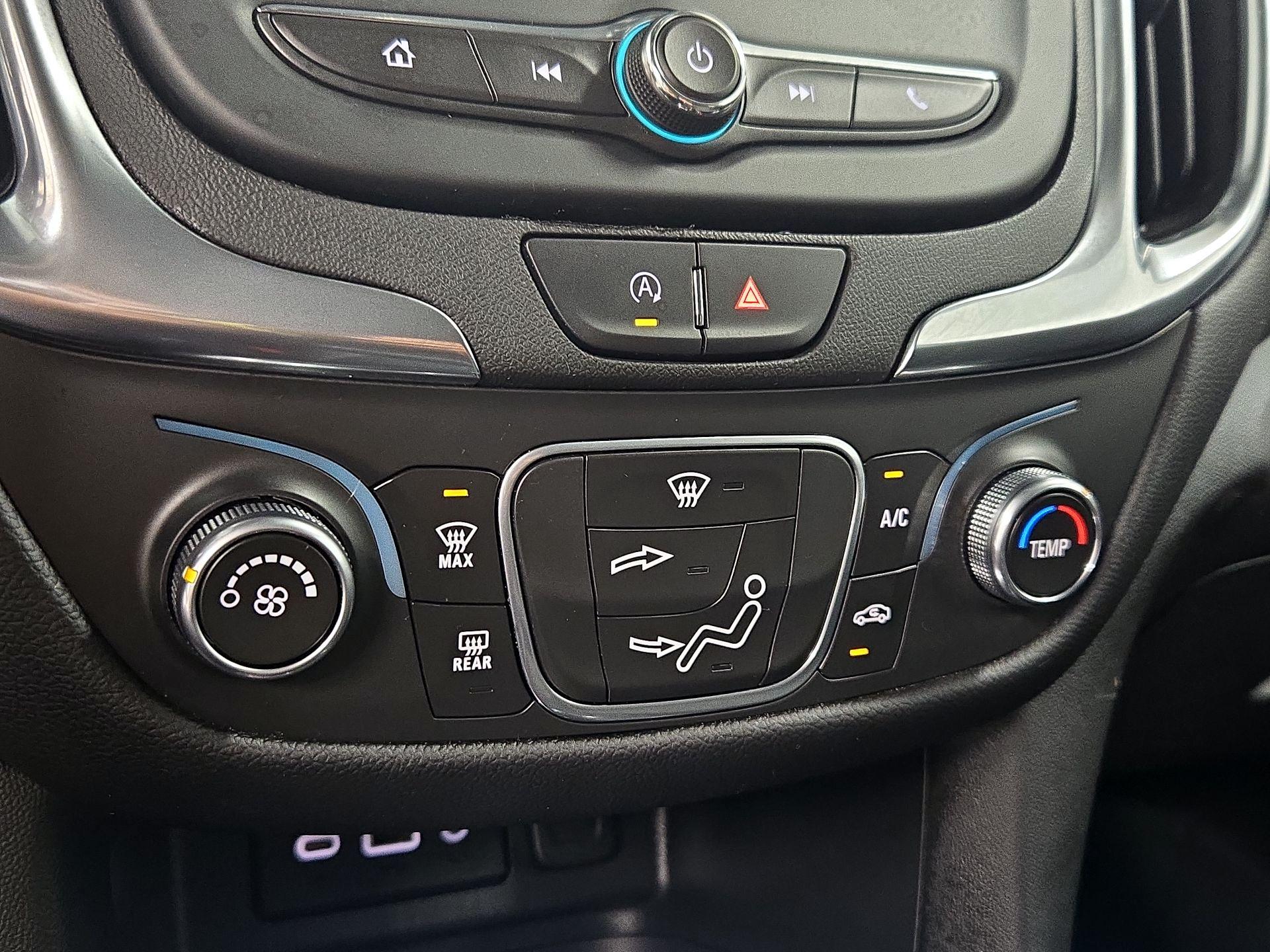 Thumbnail: 2022 Chevrolet Equinox - 16