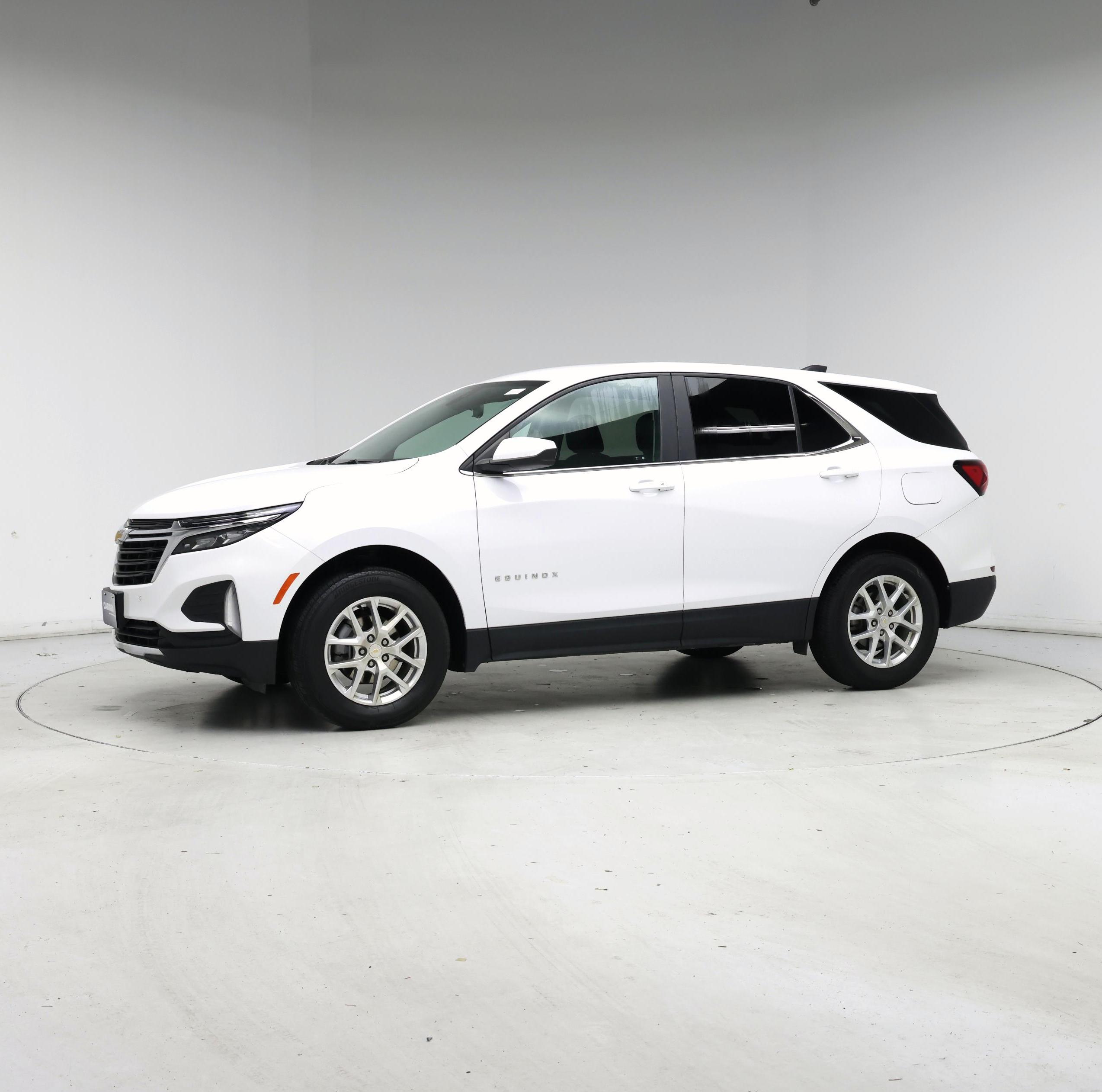 Thumbnail: 2022 Chevrolet Equinox - 4