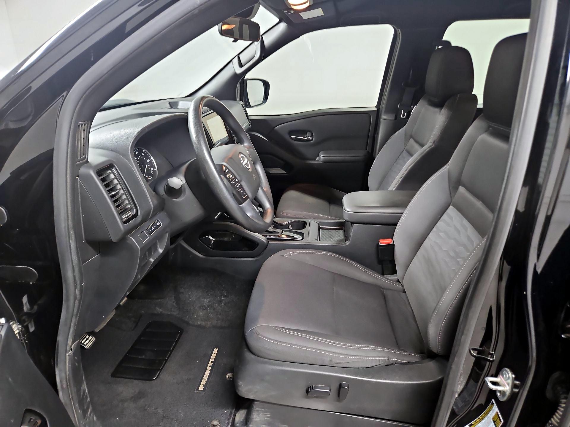 Thumbnail: 2023 Nissan Frontier - 11