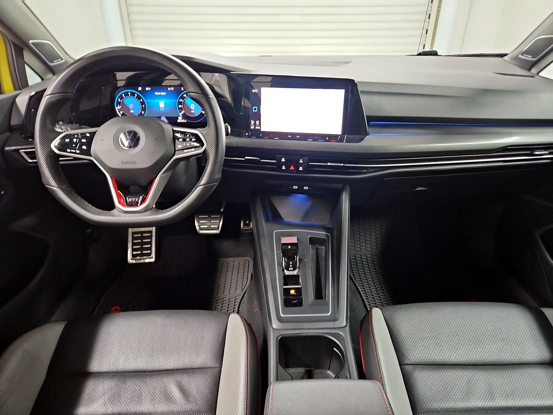 Thumbnail: 2022 Volkswagen Golf - 9