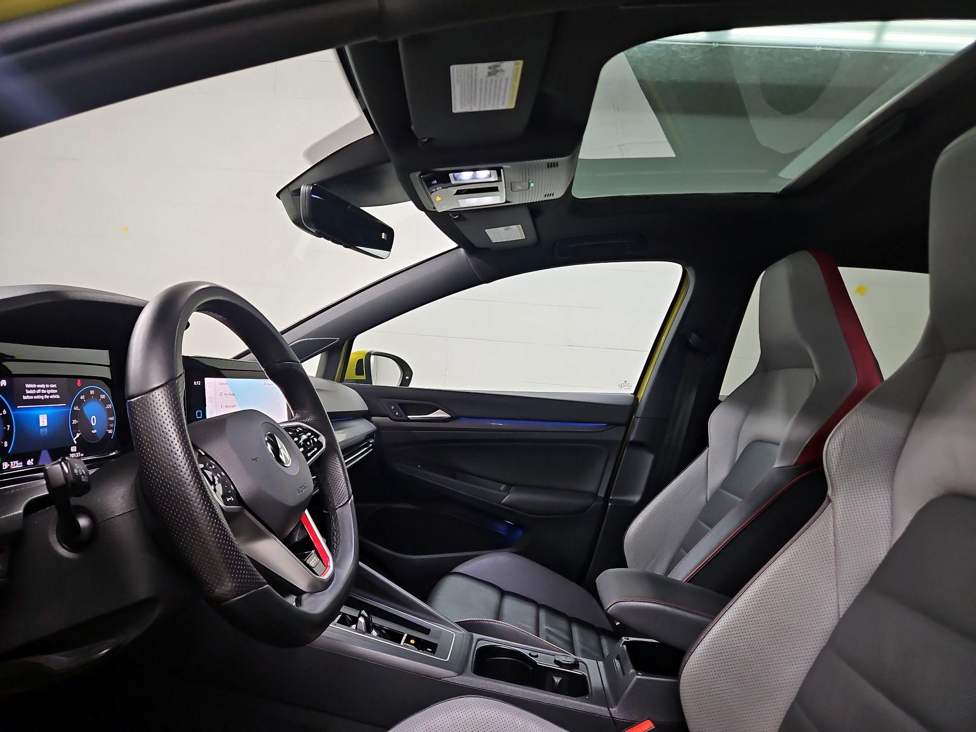 Thumbnail: 2022 Volkswagen Golf - 19