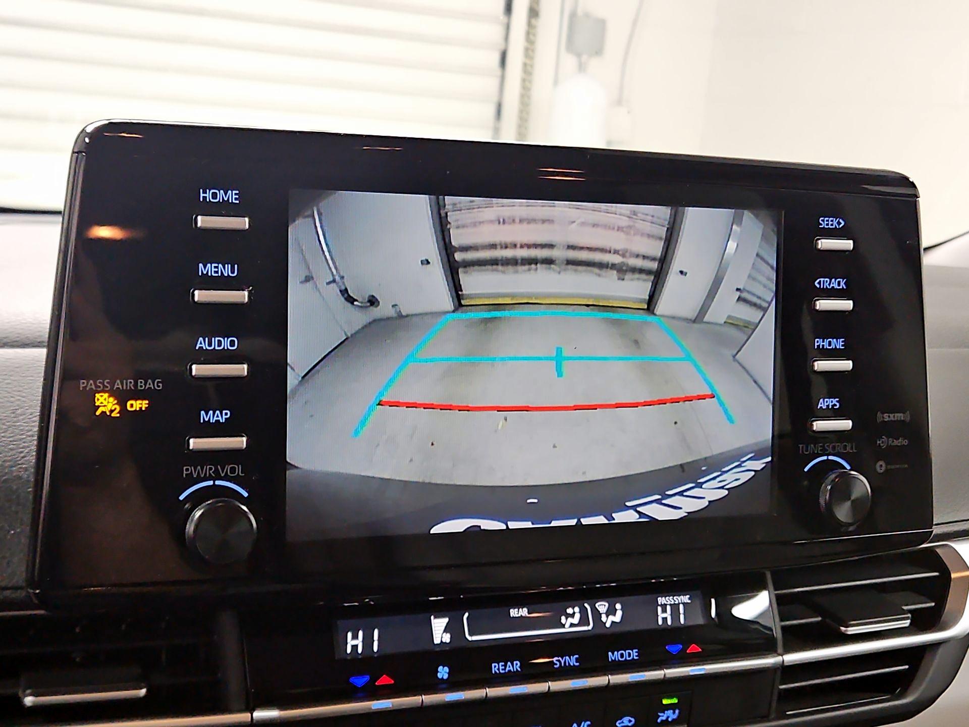 Thumbnail: 2024 Toyota Sienna - 14