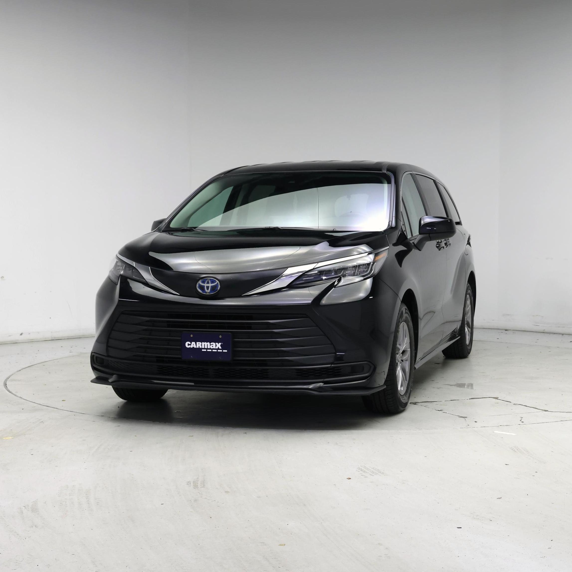 Thumbnail: 2024 Toyota Sienna - 4