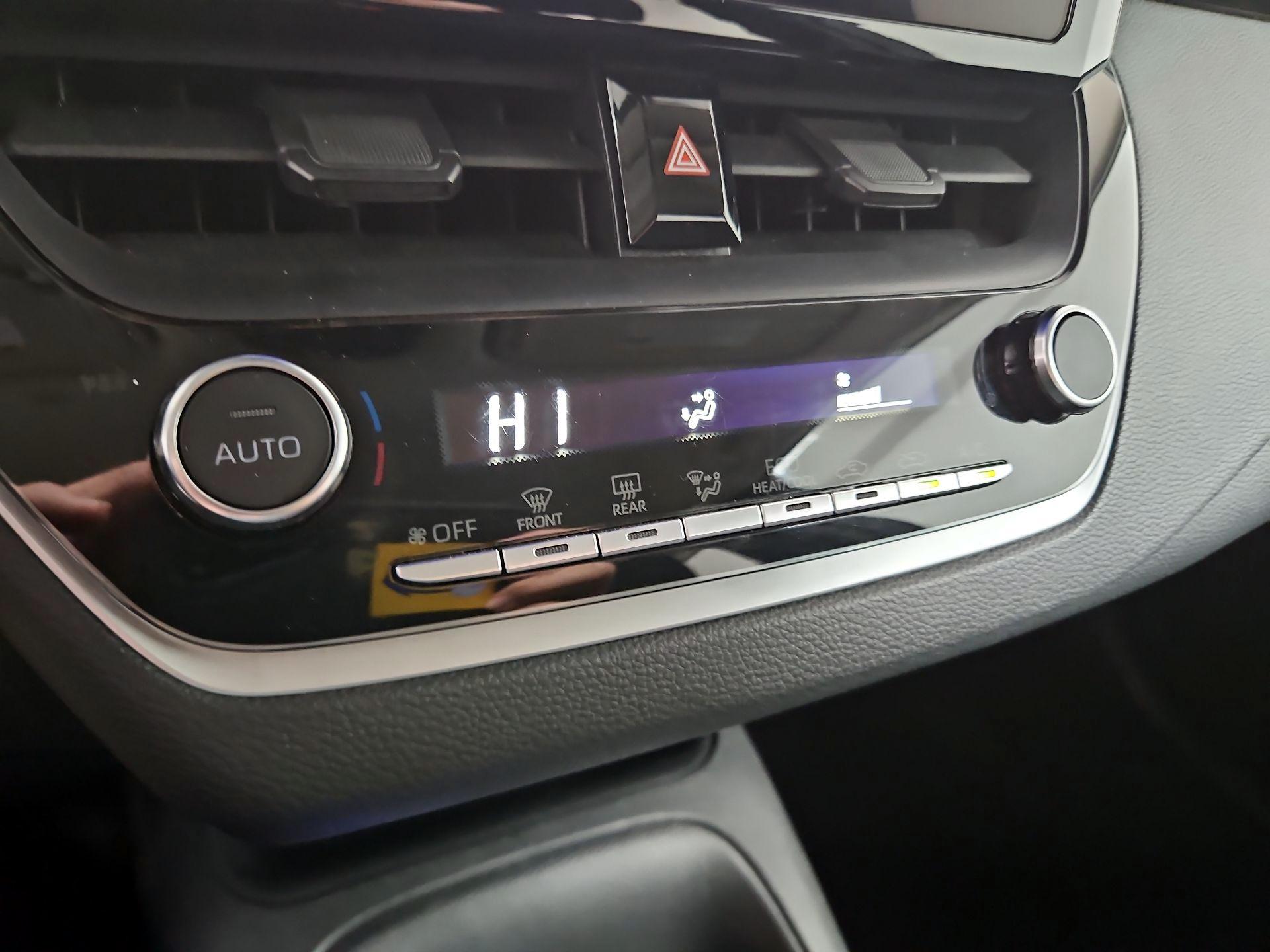 Thumbnail: 2024 Toyota Corolla - 16