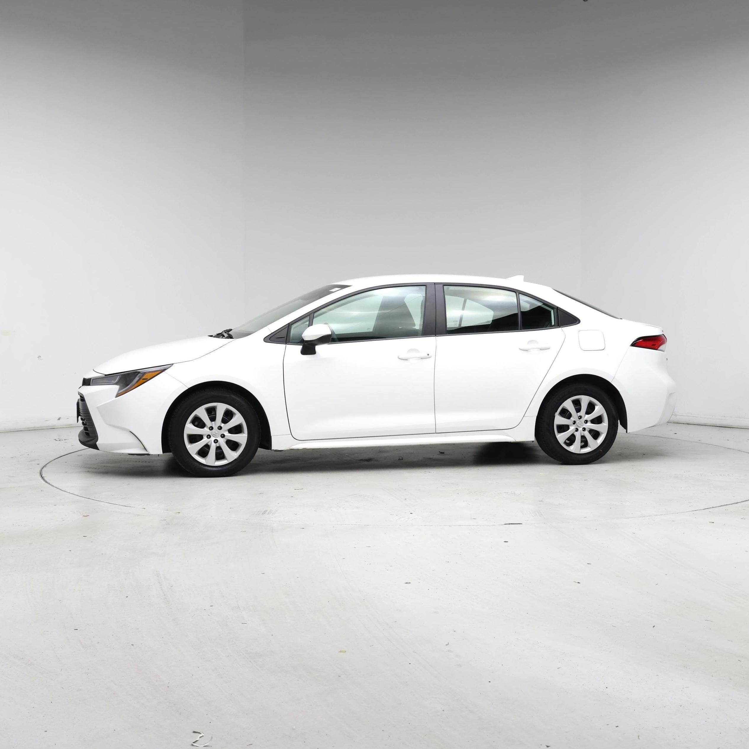 Thumbnail: 2024 Toyota Corolla - 3