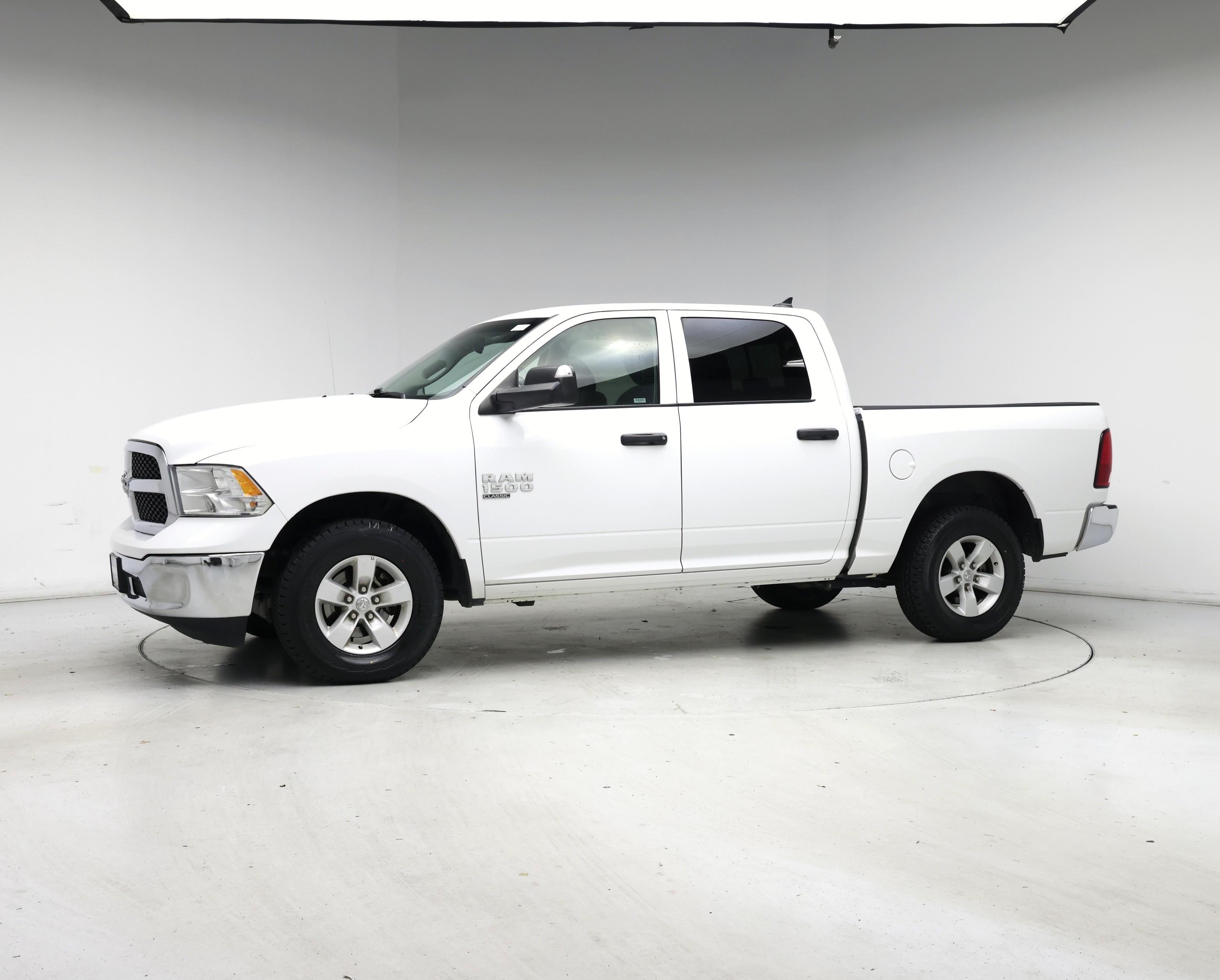 Thumbnail: 2023 RAM 1500 Classic - 4