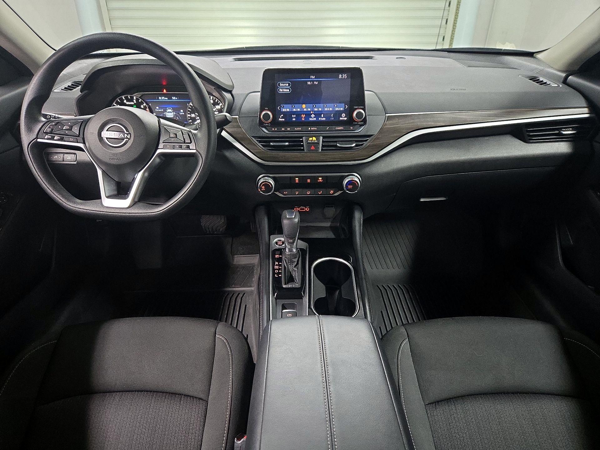 Thumbnail: 2023 Nissan Altima - 9