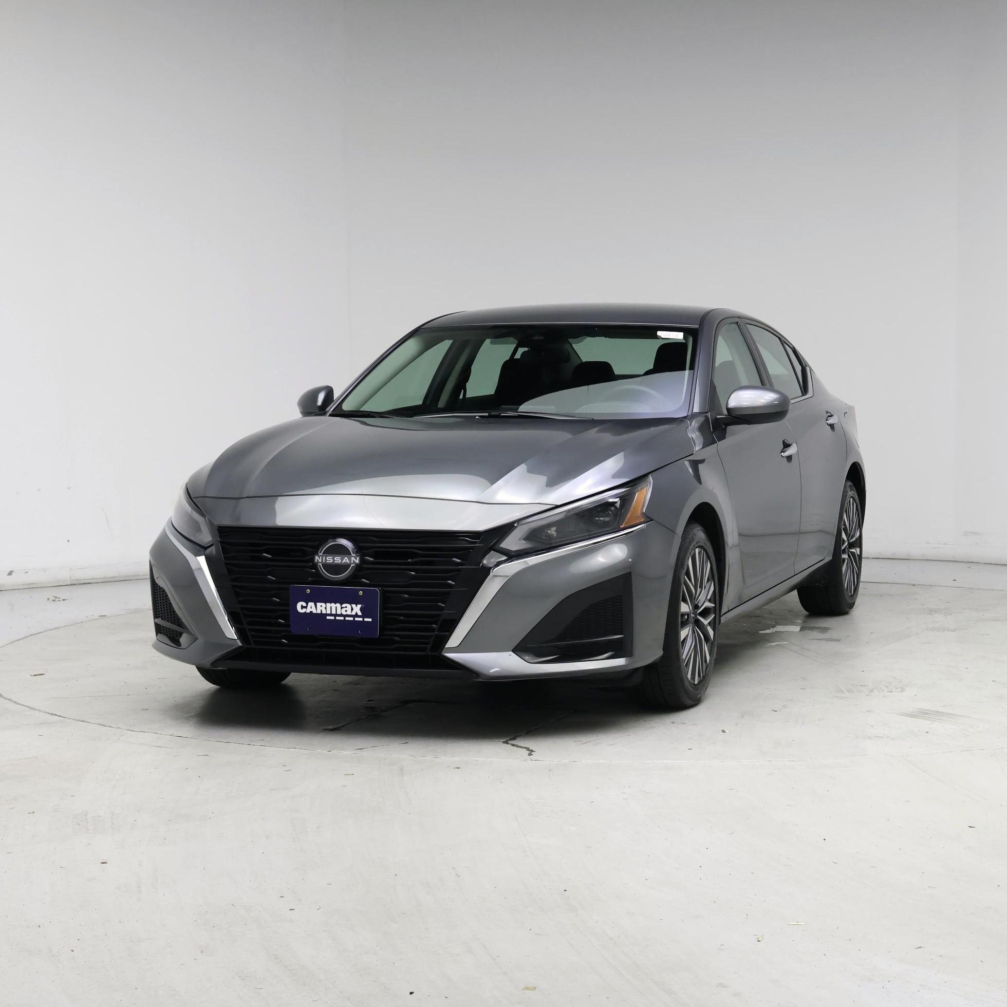 Thumbnail: 2023 Nissan Altima - 4