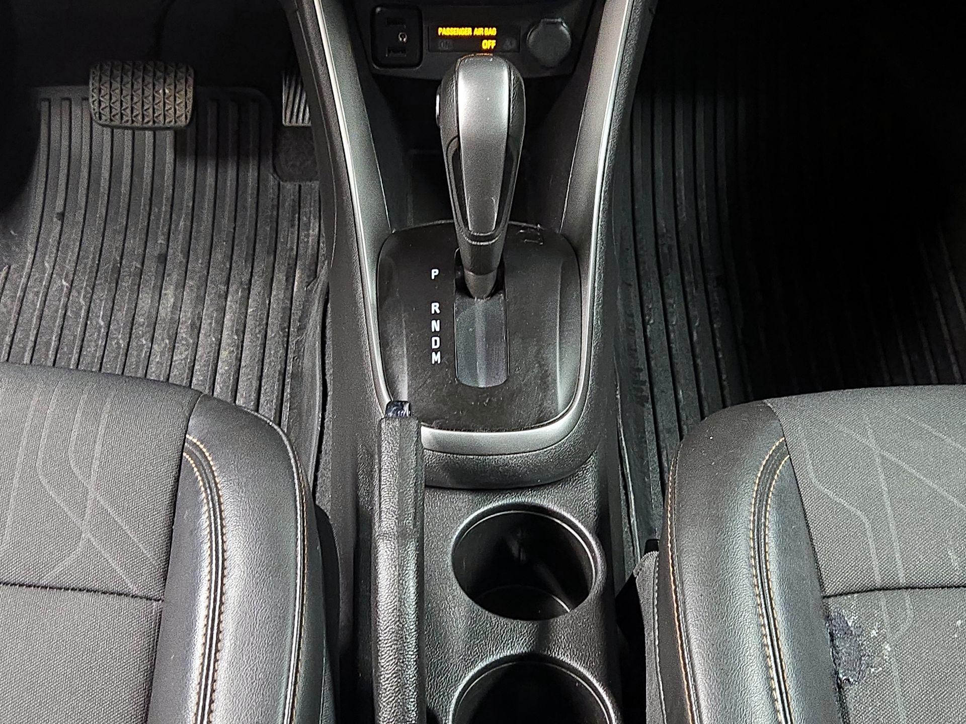 Thumbnail: 2020 Chevrolet Trax - 17