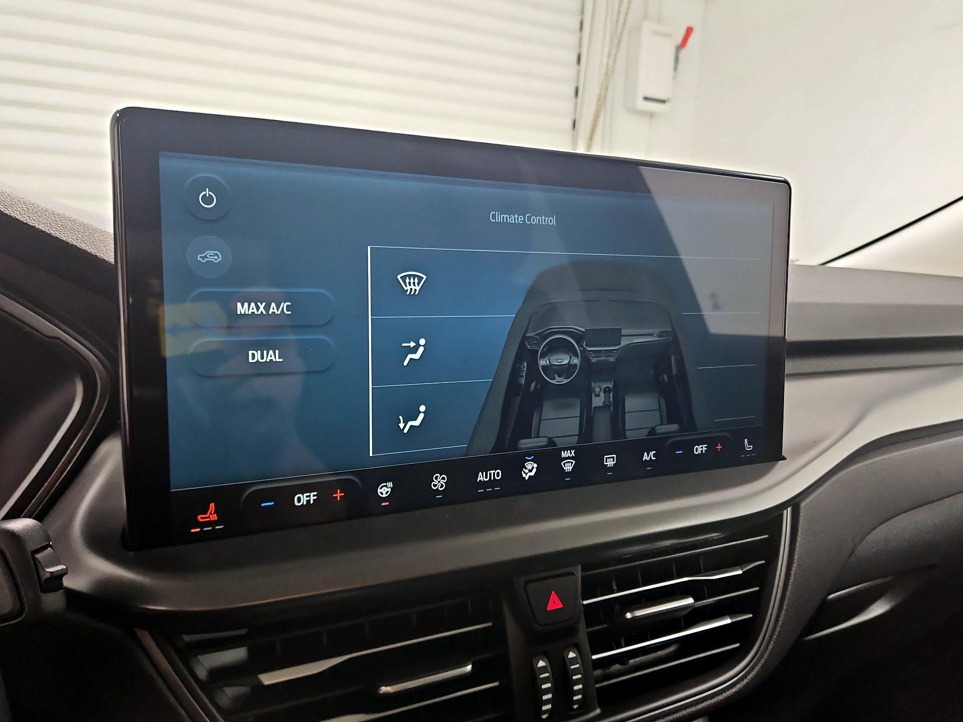 Thumbnail: 2024 Ford Escape - 17