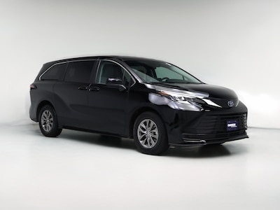 2024 Toyota Sienna Hybrid LE