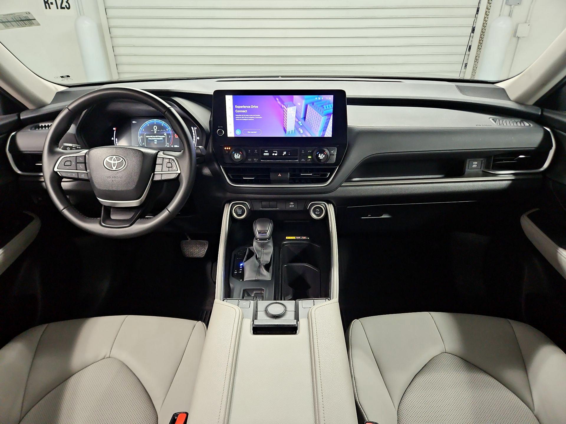 Thumbnail: 2025 Toyota Grand Highlander - 9