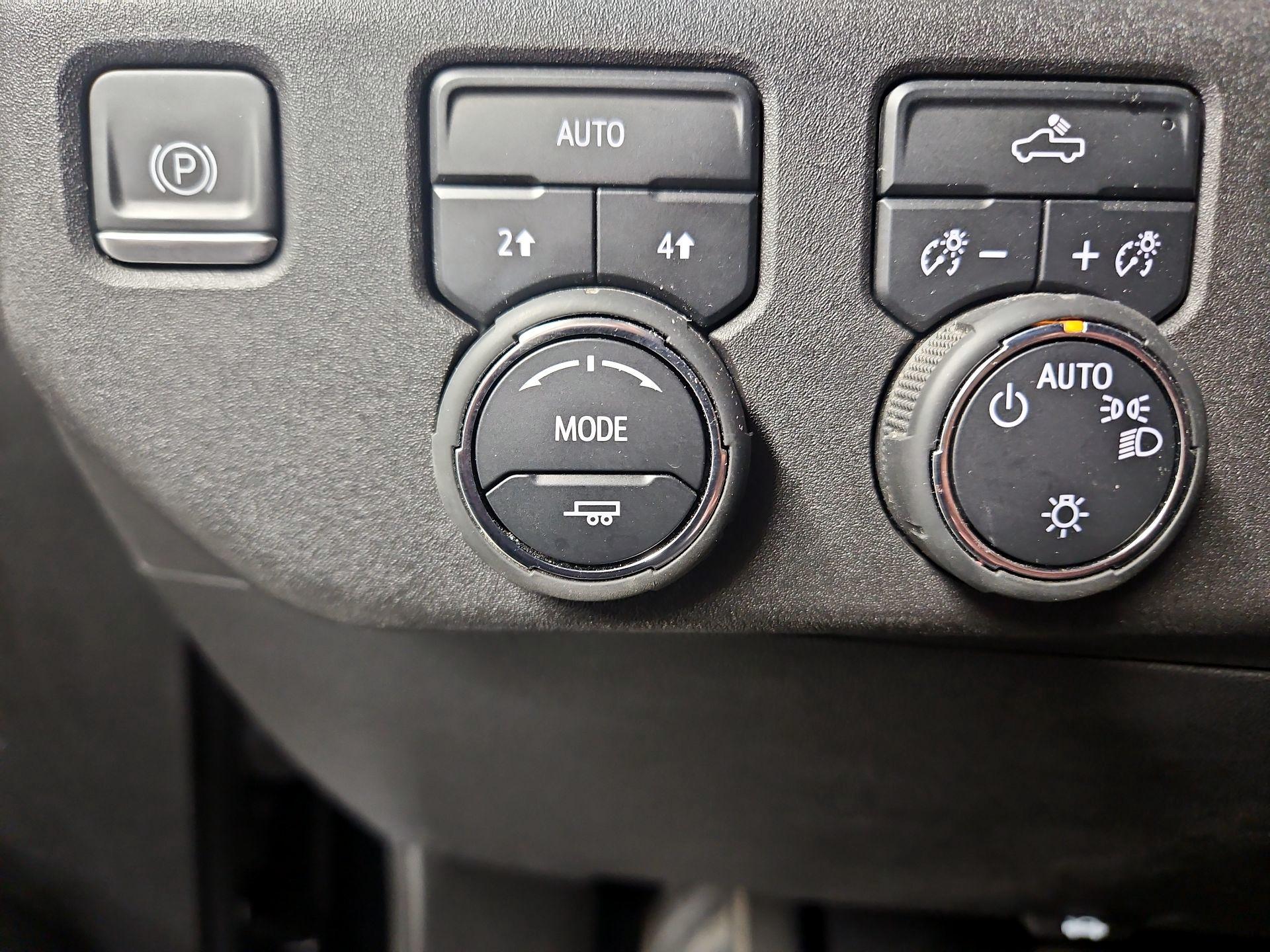 Thumbnail: 2024 Chevrolet Silverado 1500 - 13